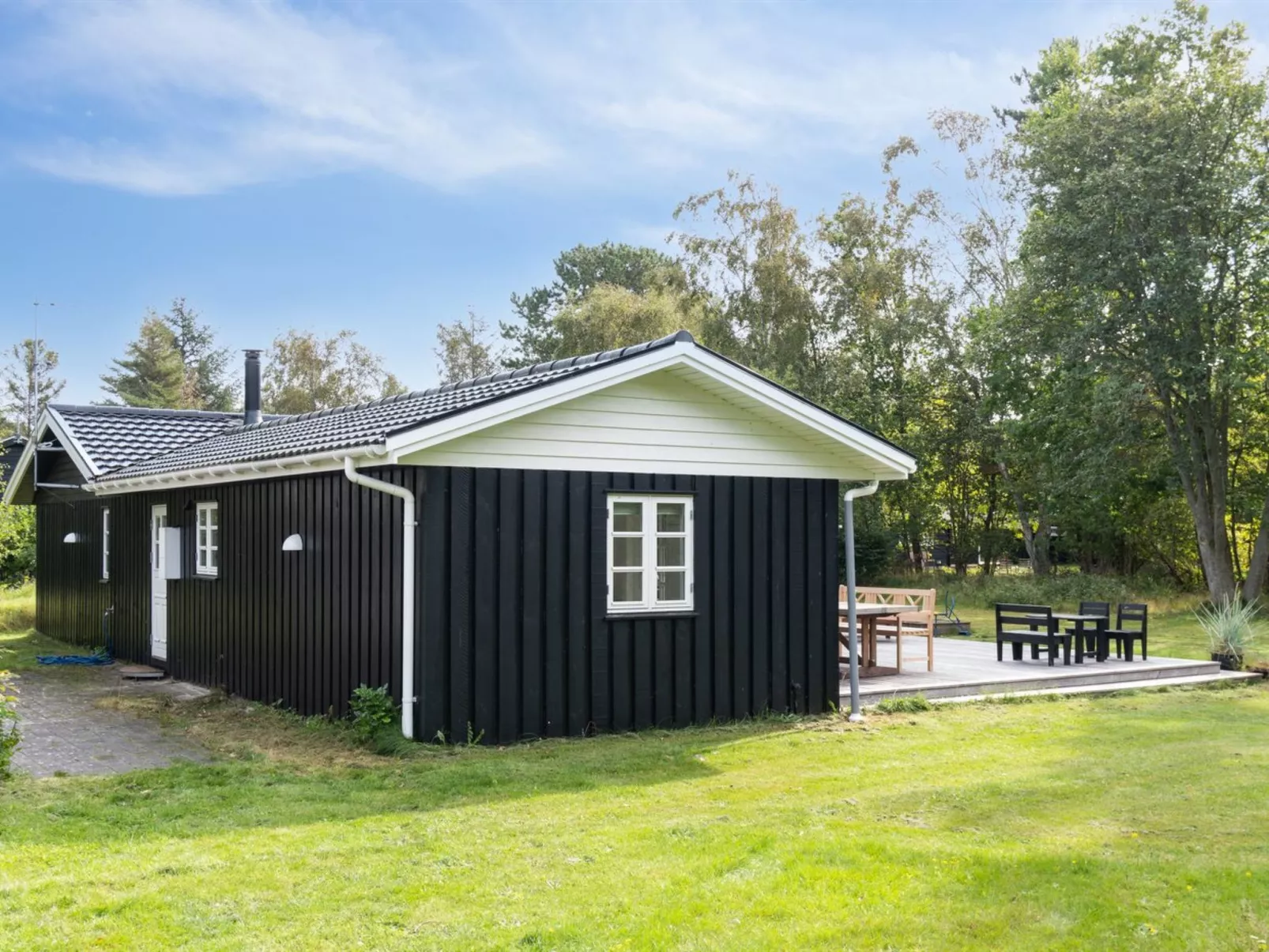 "Mella" - 625m from the sea-Buiten