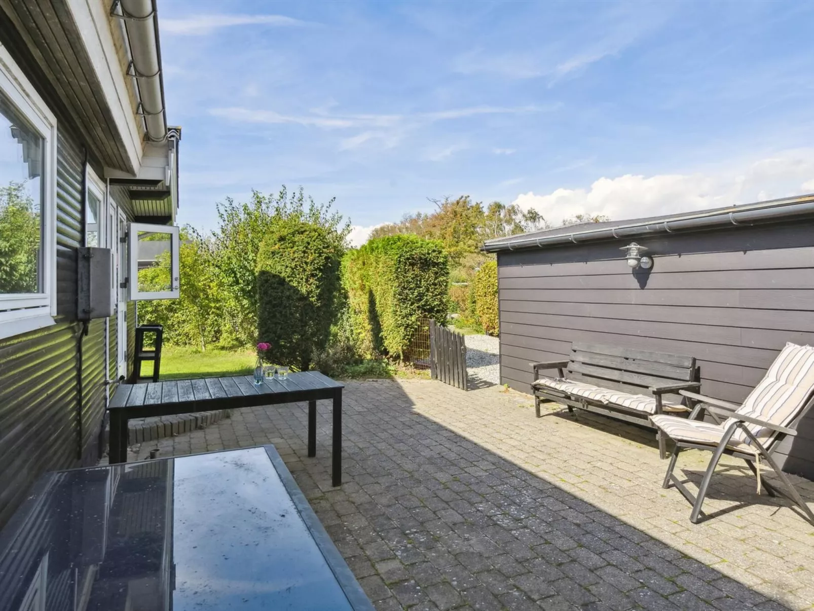 "Imma" -  from the sea-Buiten