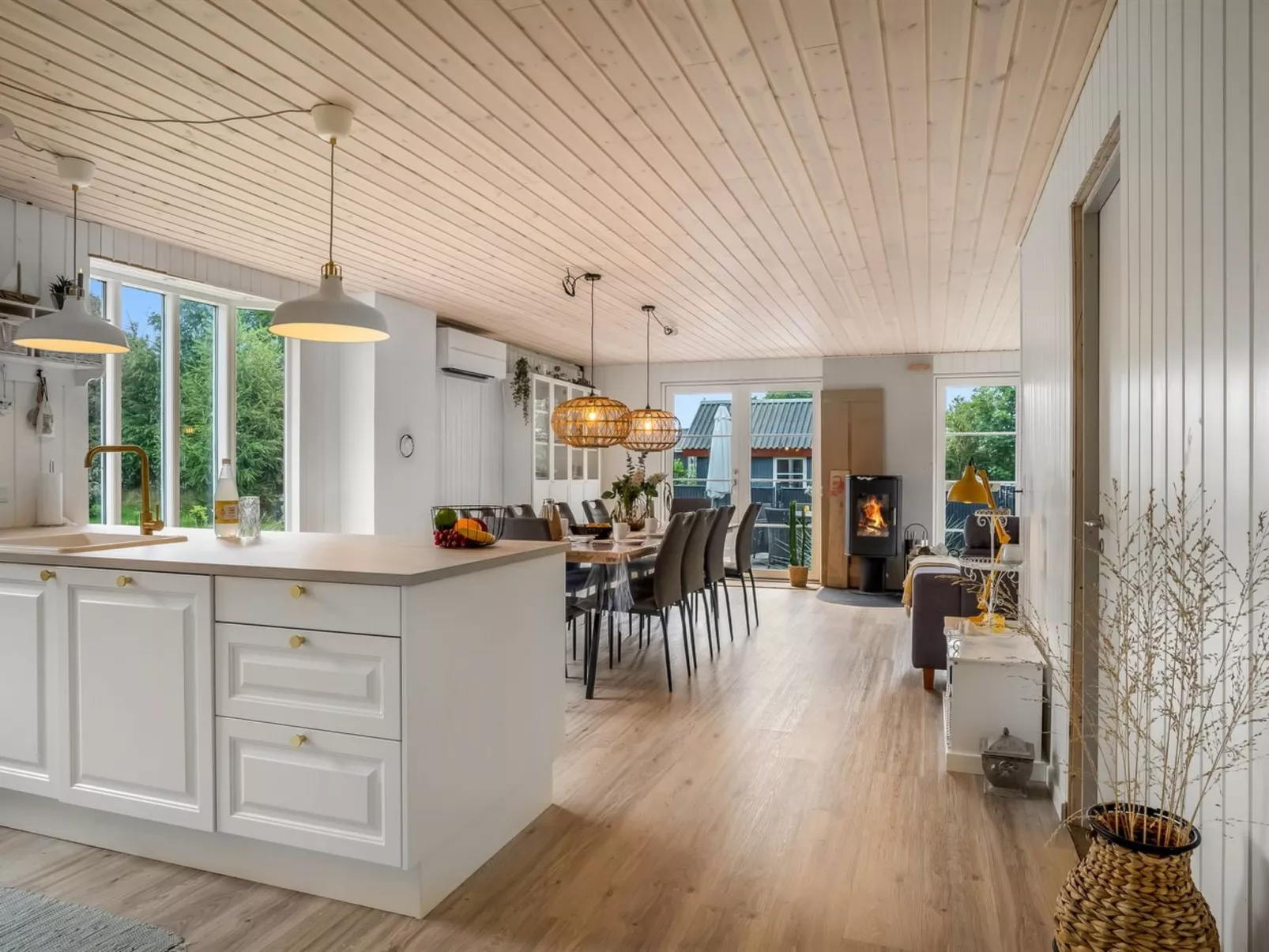 "Neea" - 280m from the sea-Binnen