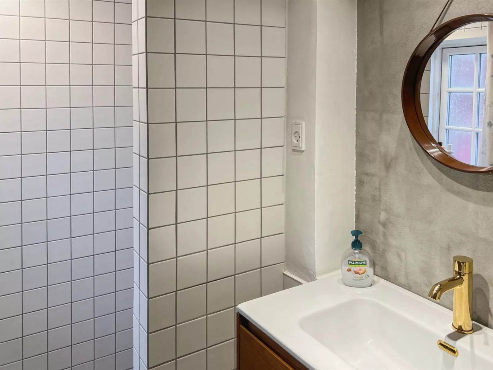 "Melusine" - 200m from the sea-Binnen