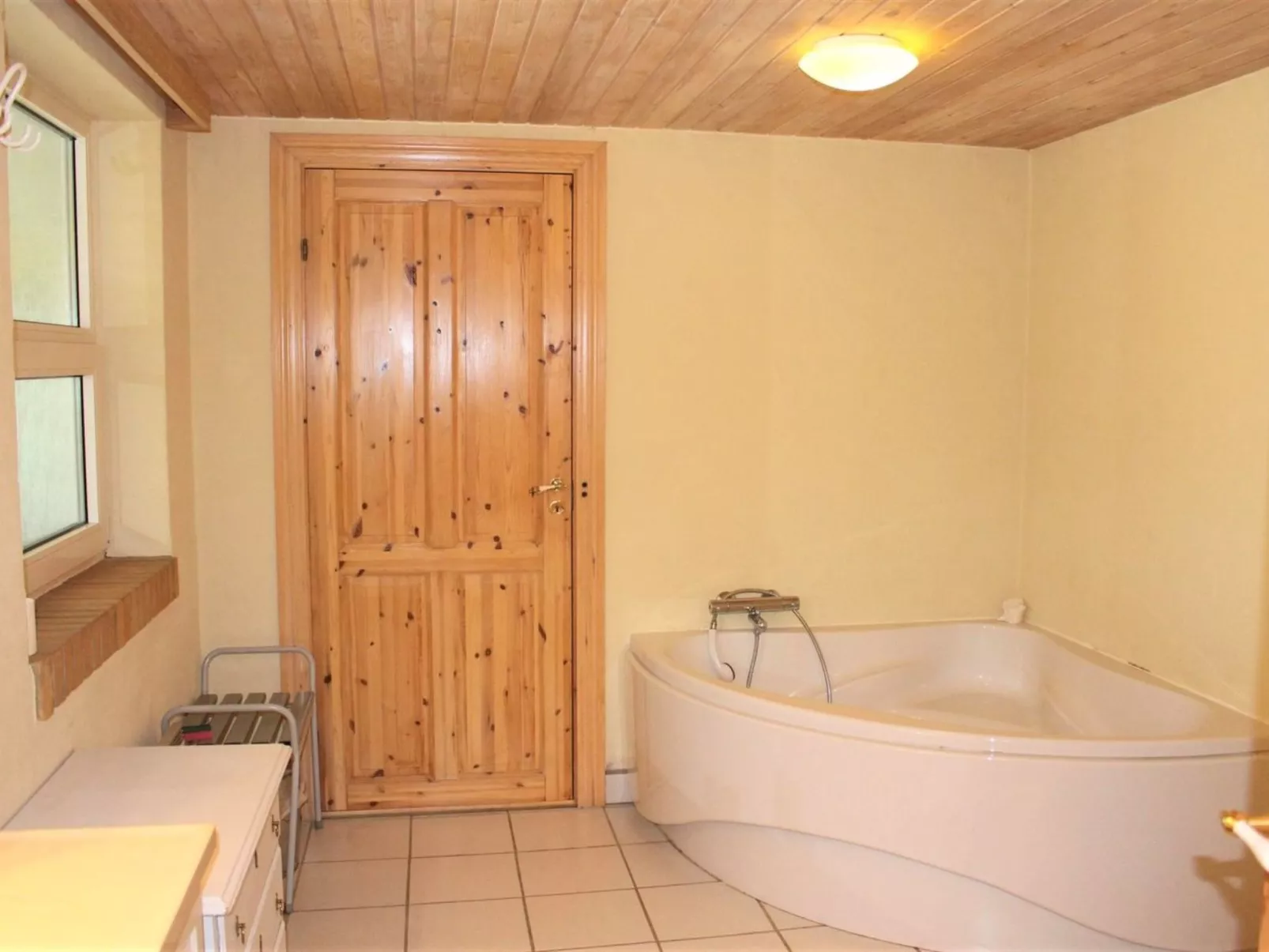 "Guthfrith" - 130m from the sea-Binnen