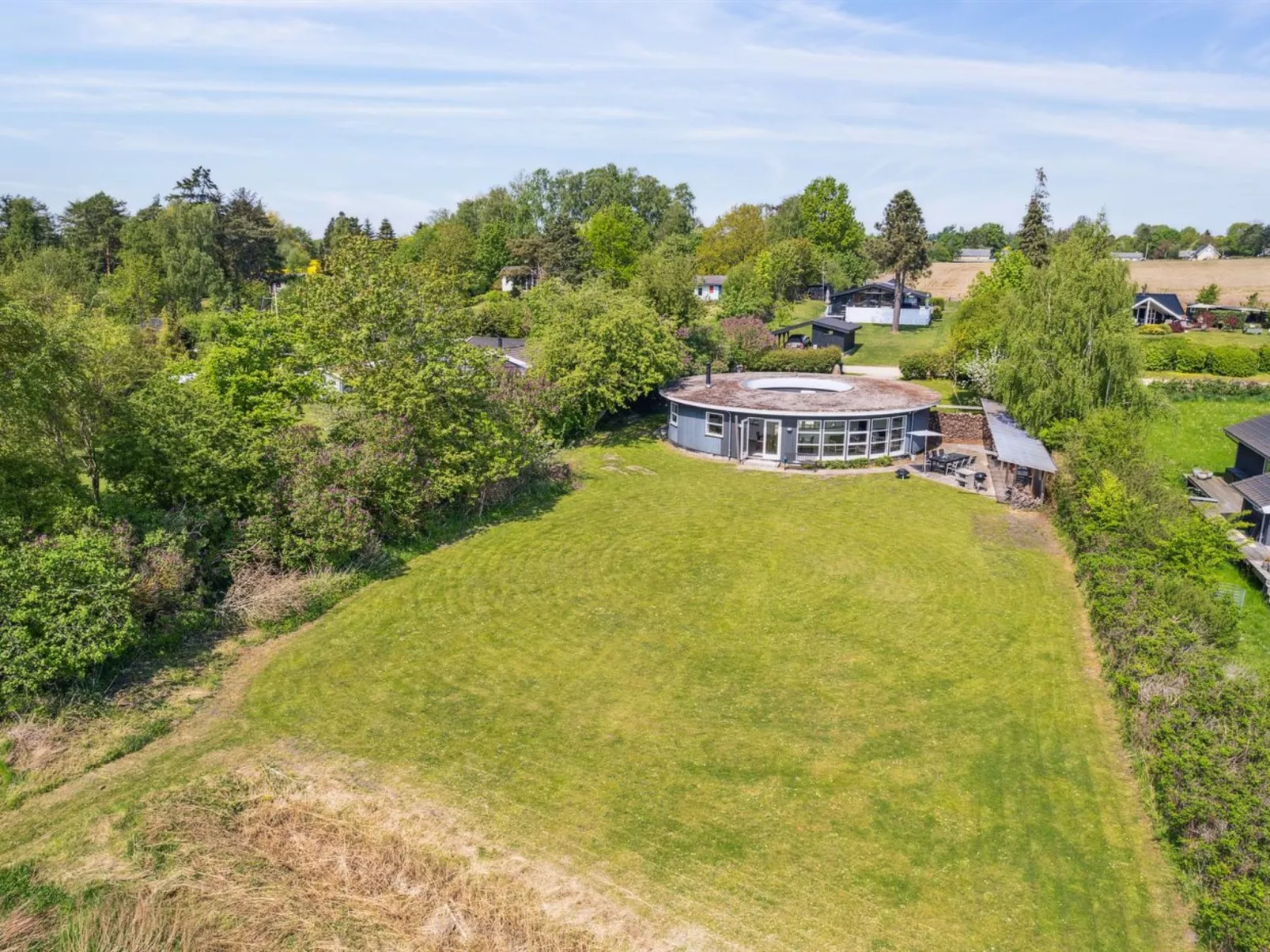 "Vemund" - 100m to the fjord-Buiten