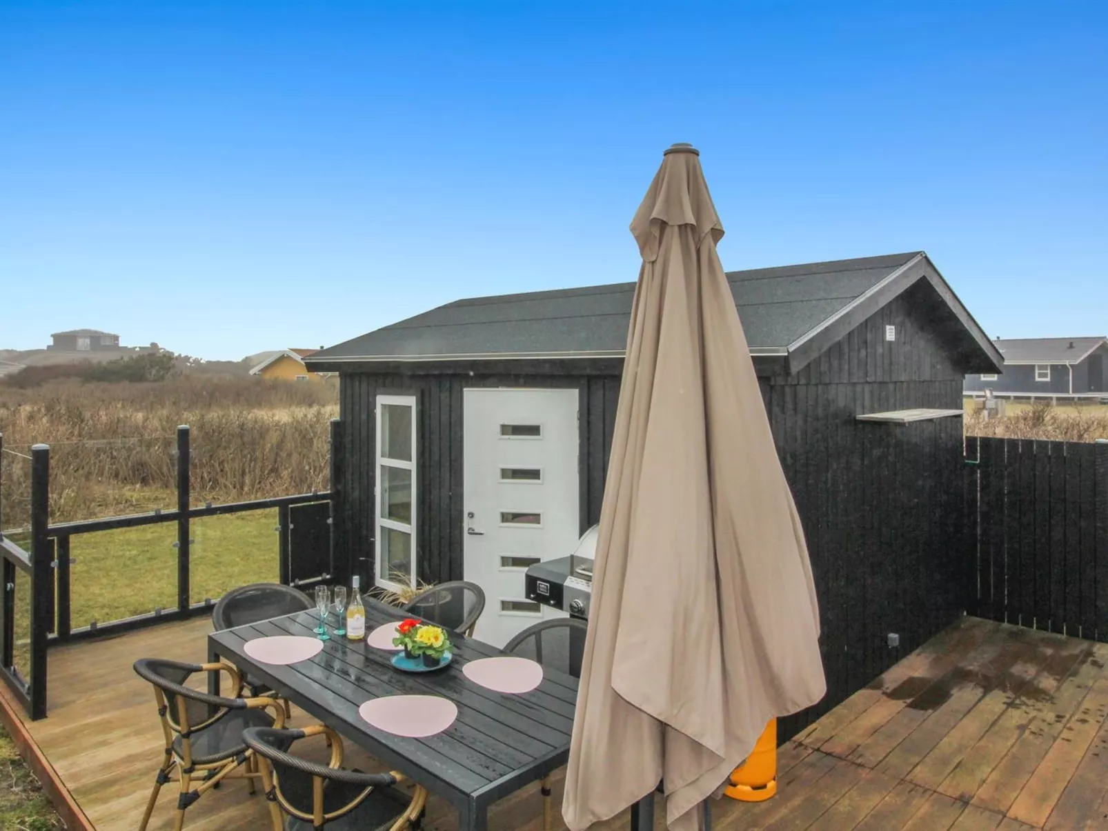 "Edvia" - 300m from the sea-Buiten