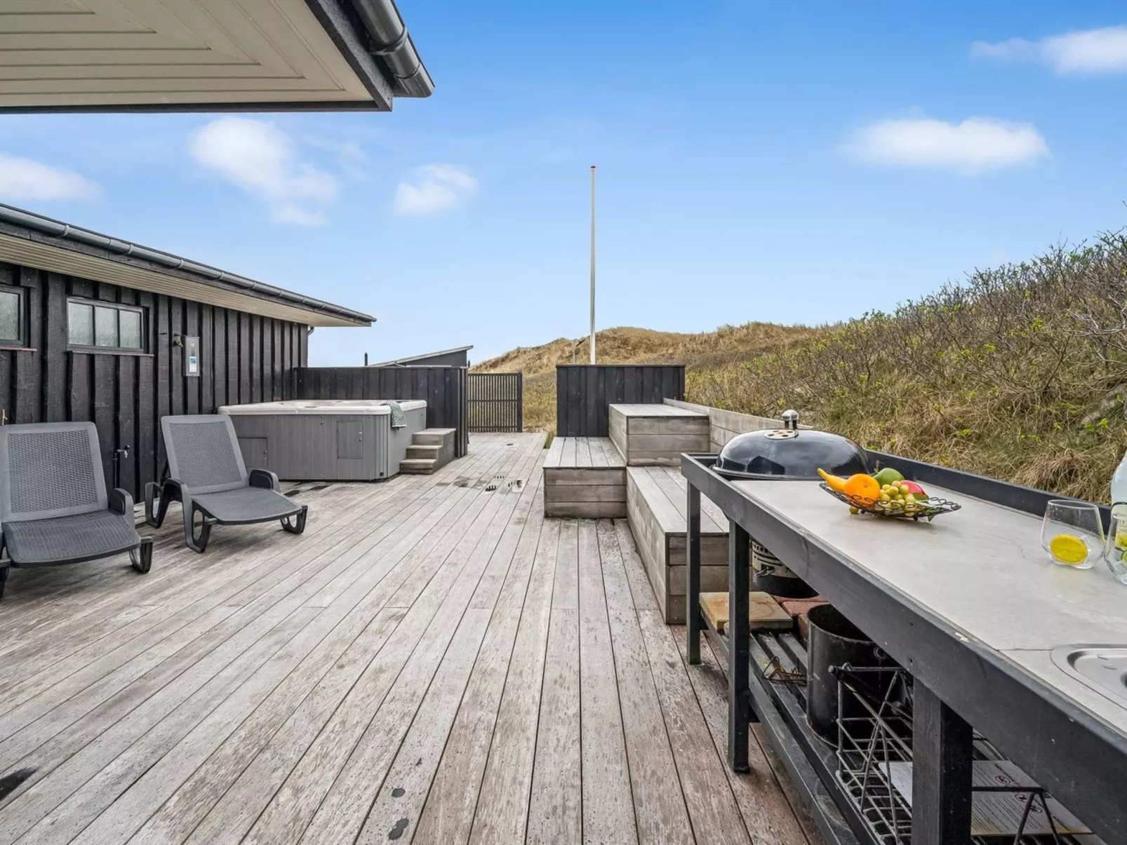 "Eyla" -  from the sea-Buiten