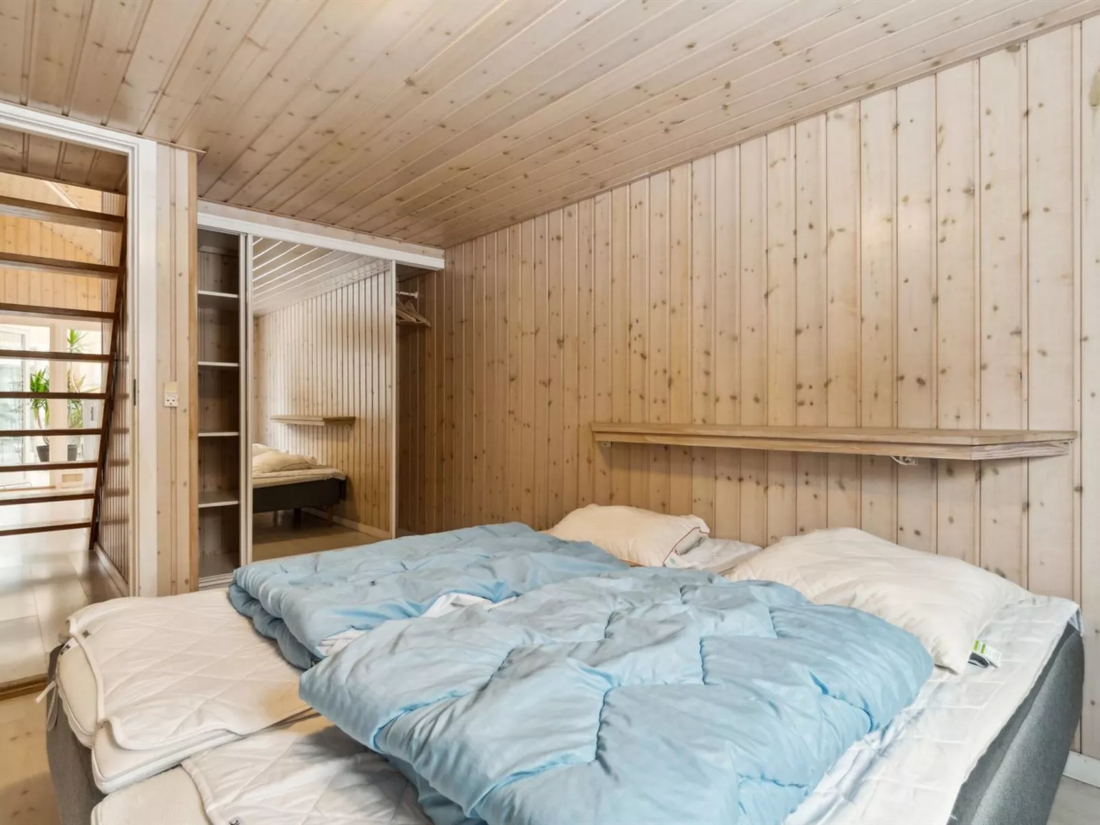 "Fredrike" - 500m from the sea-Binnen