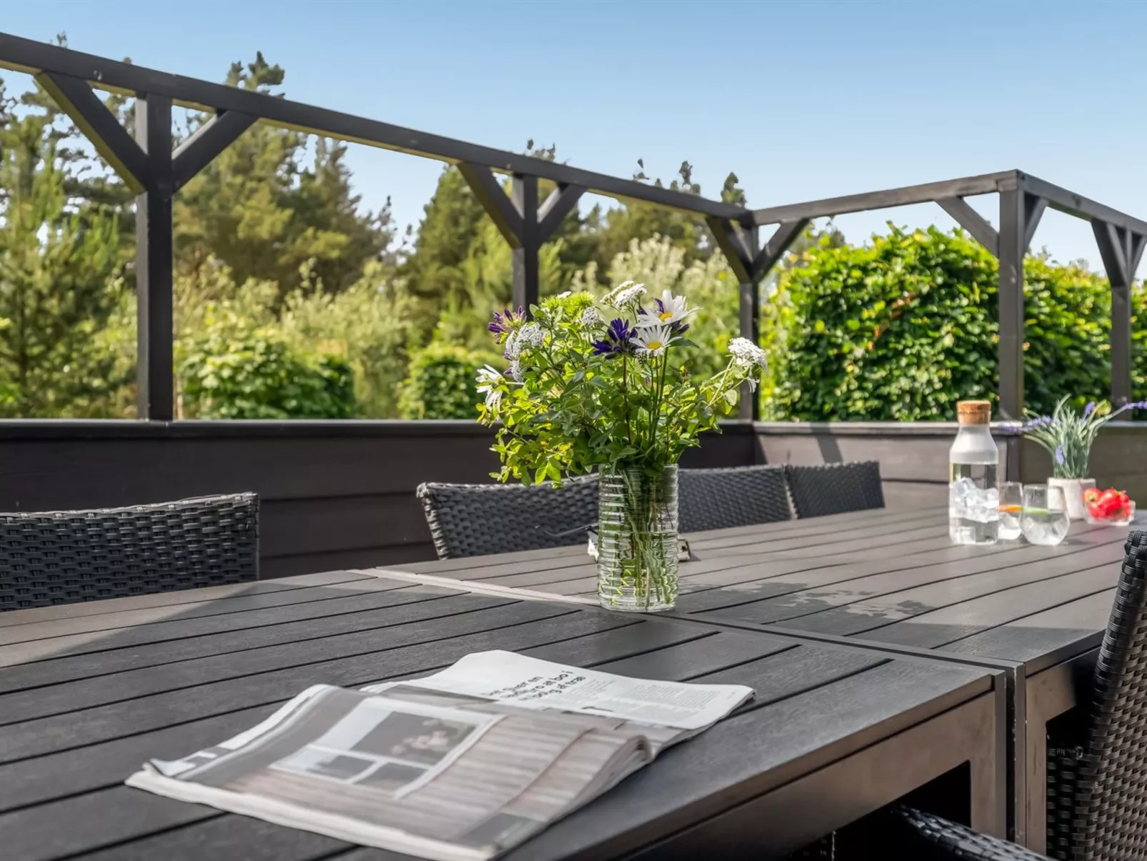 "Lavrans" - 2.5km from the sea-Buiten