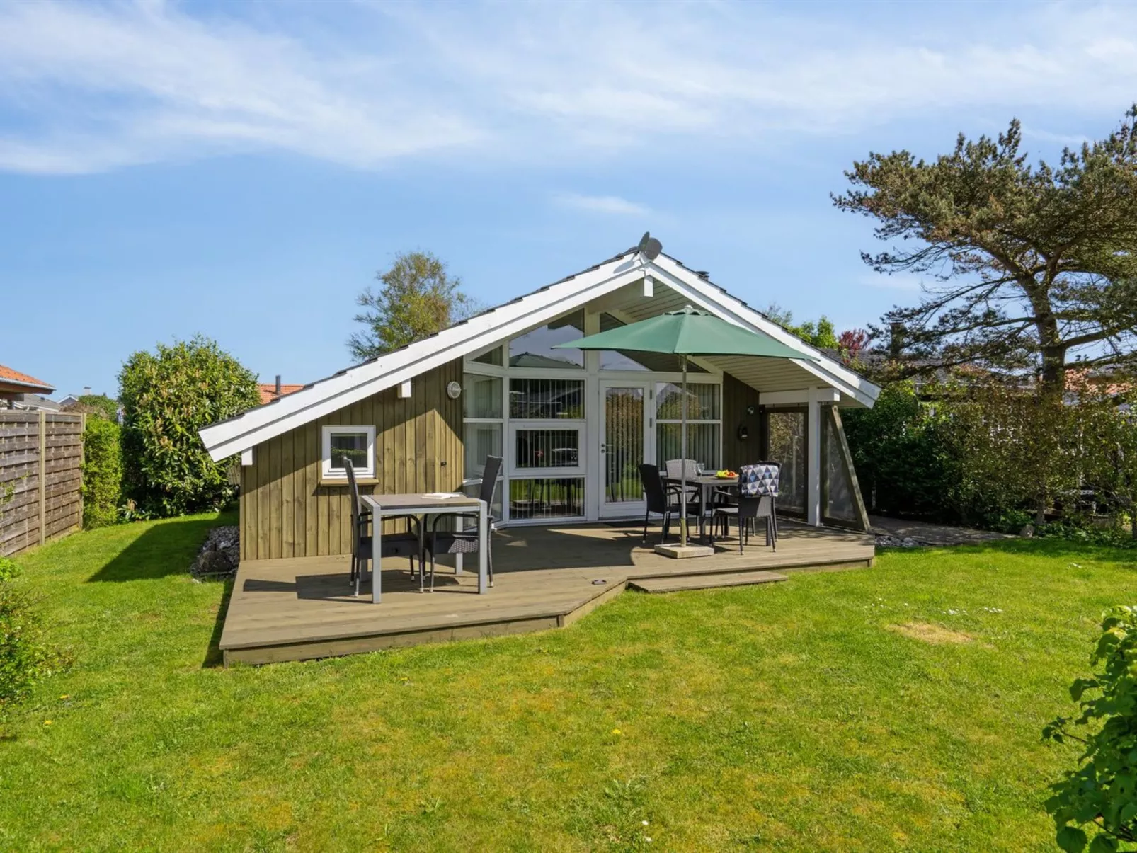 "Hereth" - 100m from the sea-Buiten