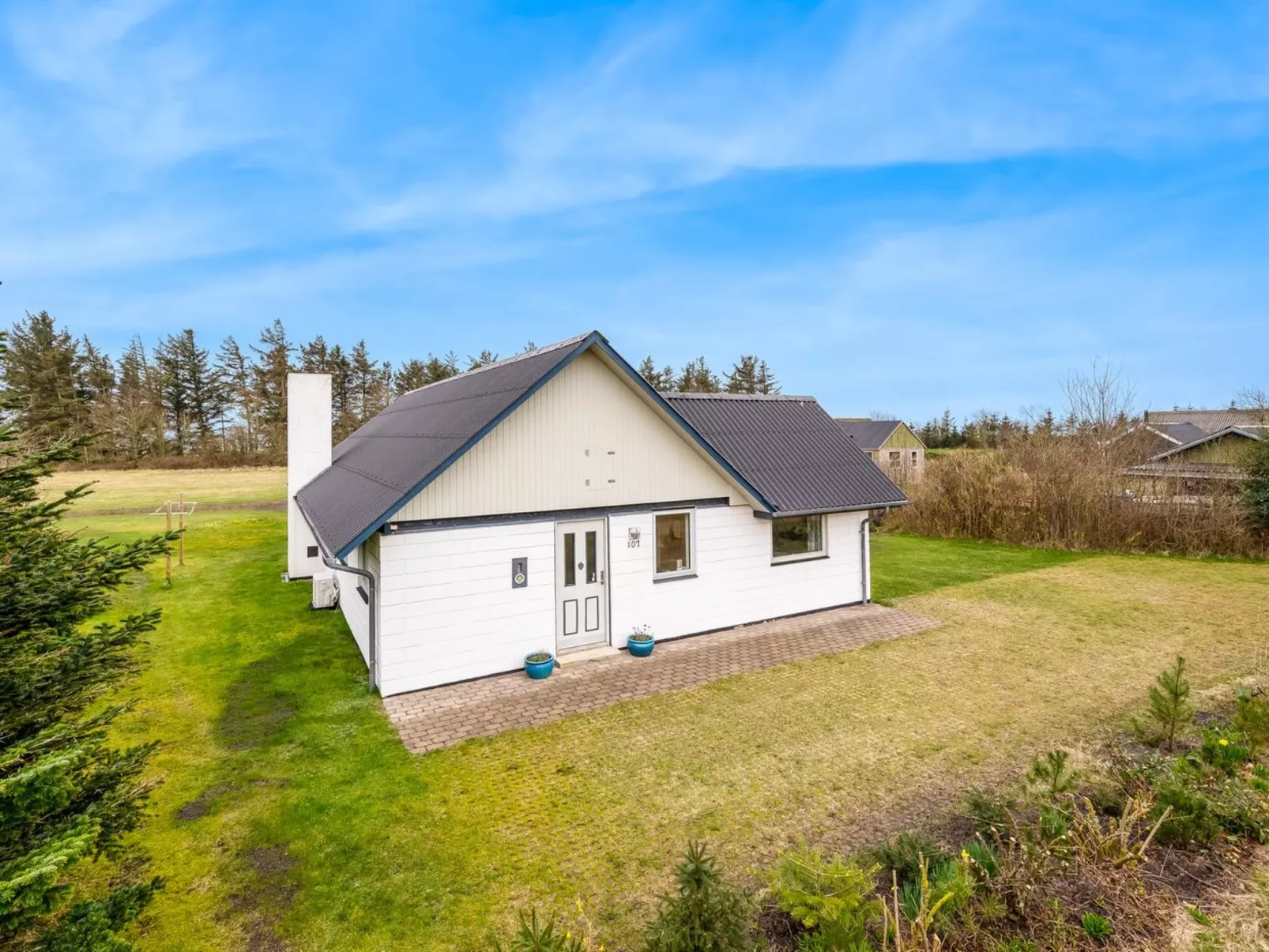 "Moreen" - 200m to the fjord-Buiten