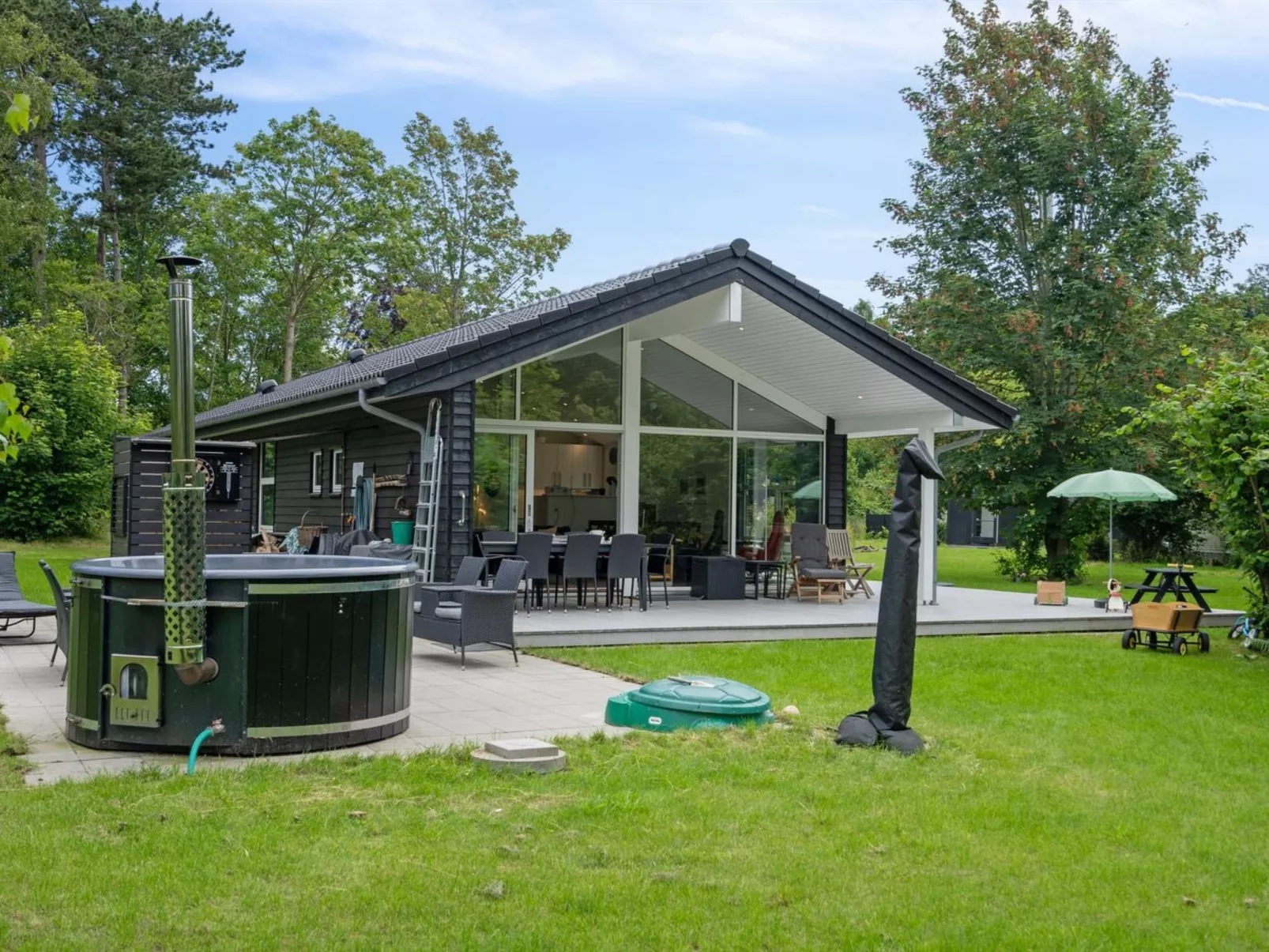 "Anett" - 375m from the sea-Buiten