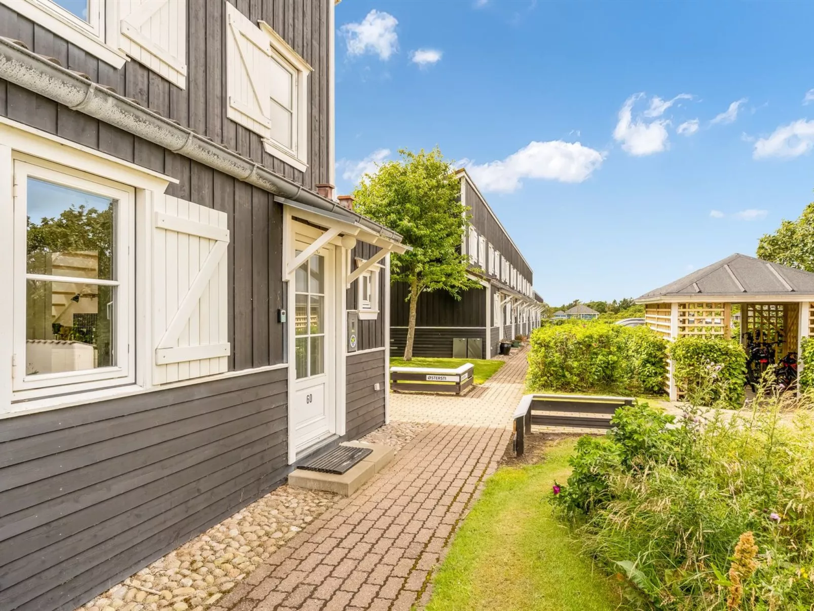 "Milly" - 150m to the fjord-Buiten