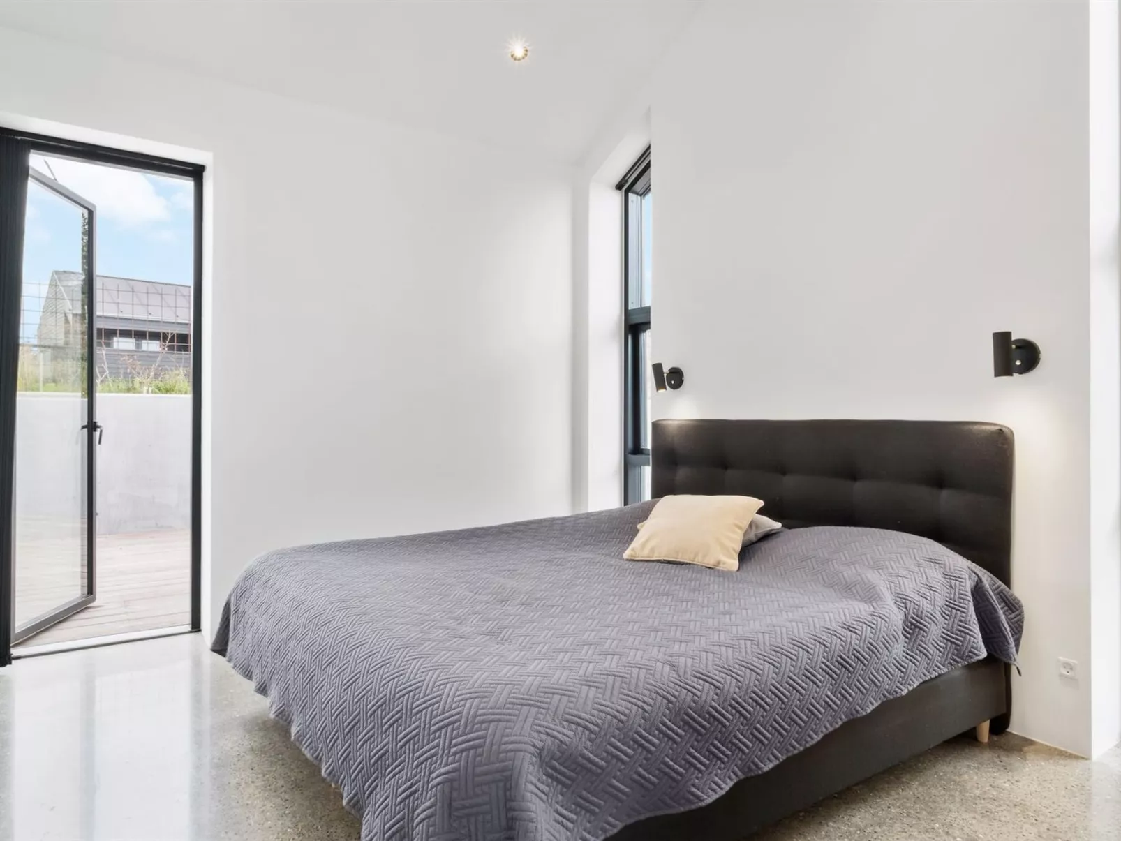 "Ilja" - 800m from the sea-Binnen