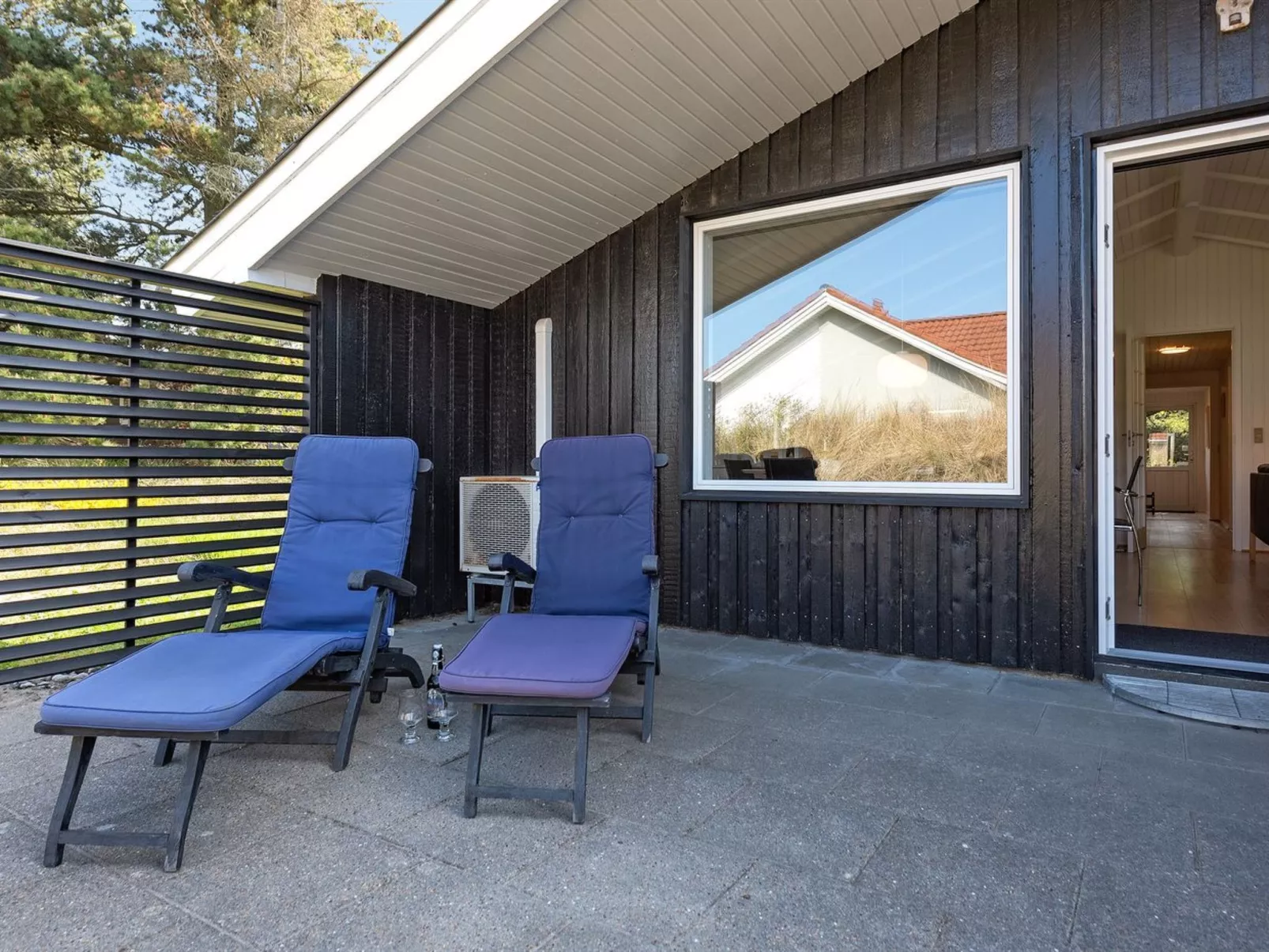 "Darina" - 1.5km from the sea-Buiten