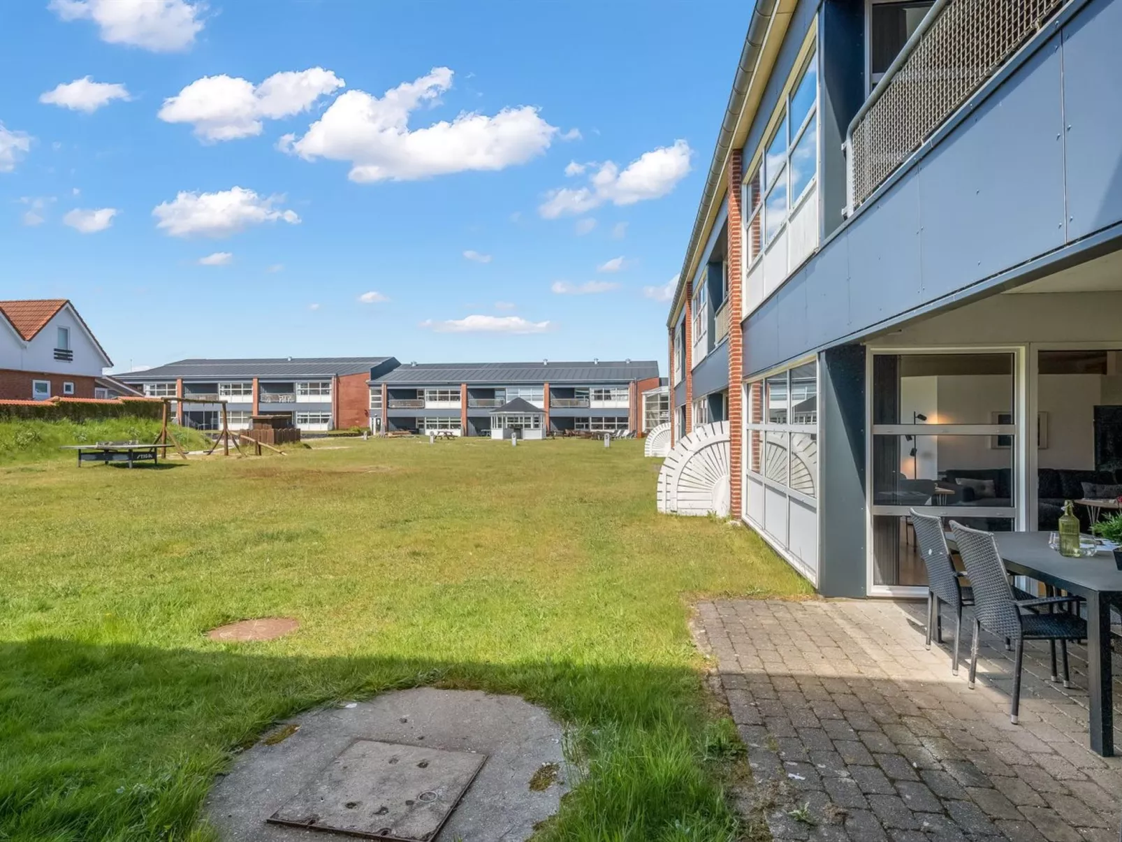 "Akai" - 100m from the sea - Buiten