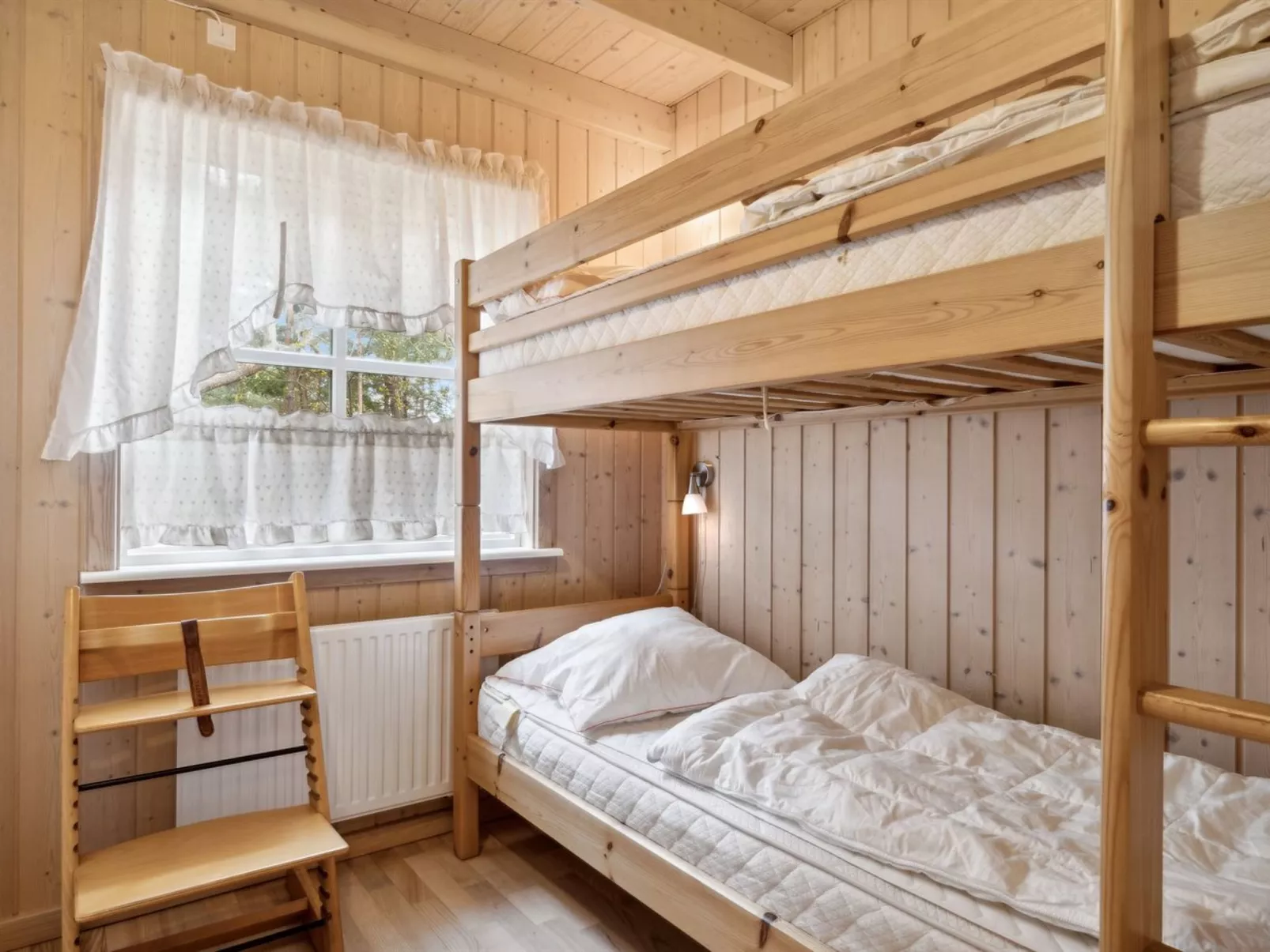 "Ava" - 850m from the sea-Binnen