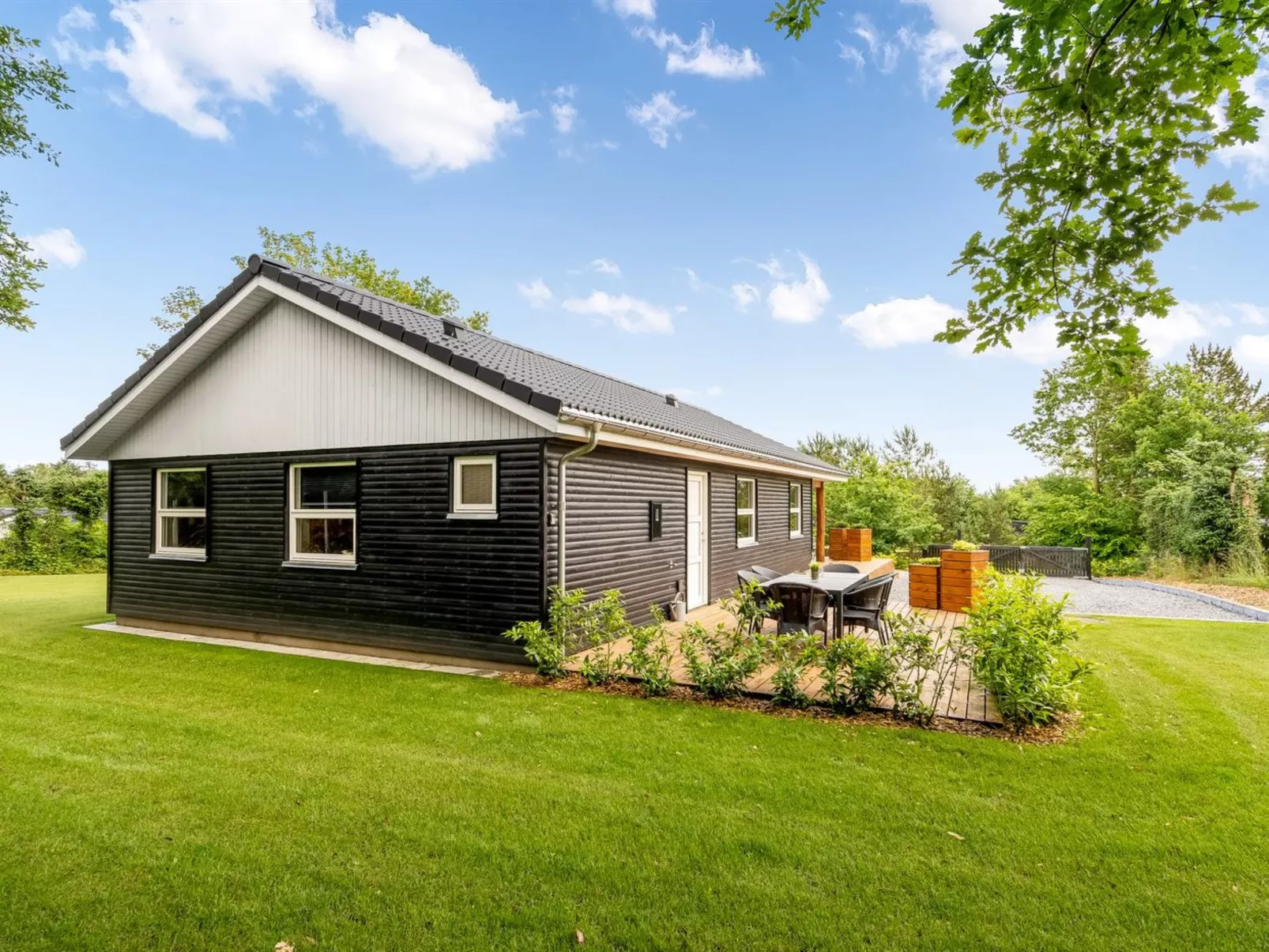 "Skip" - 300m to the fjord-Buiten