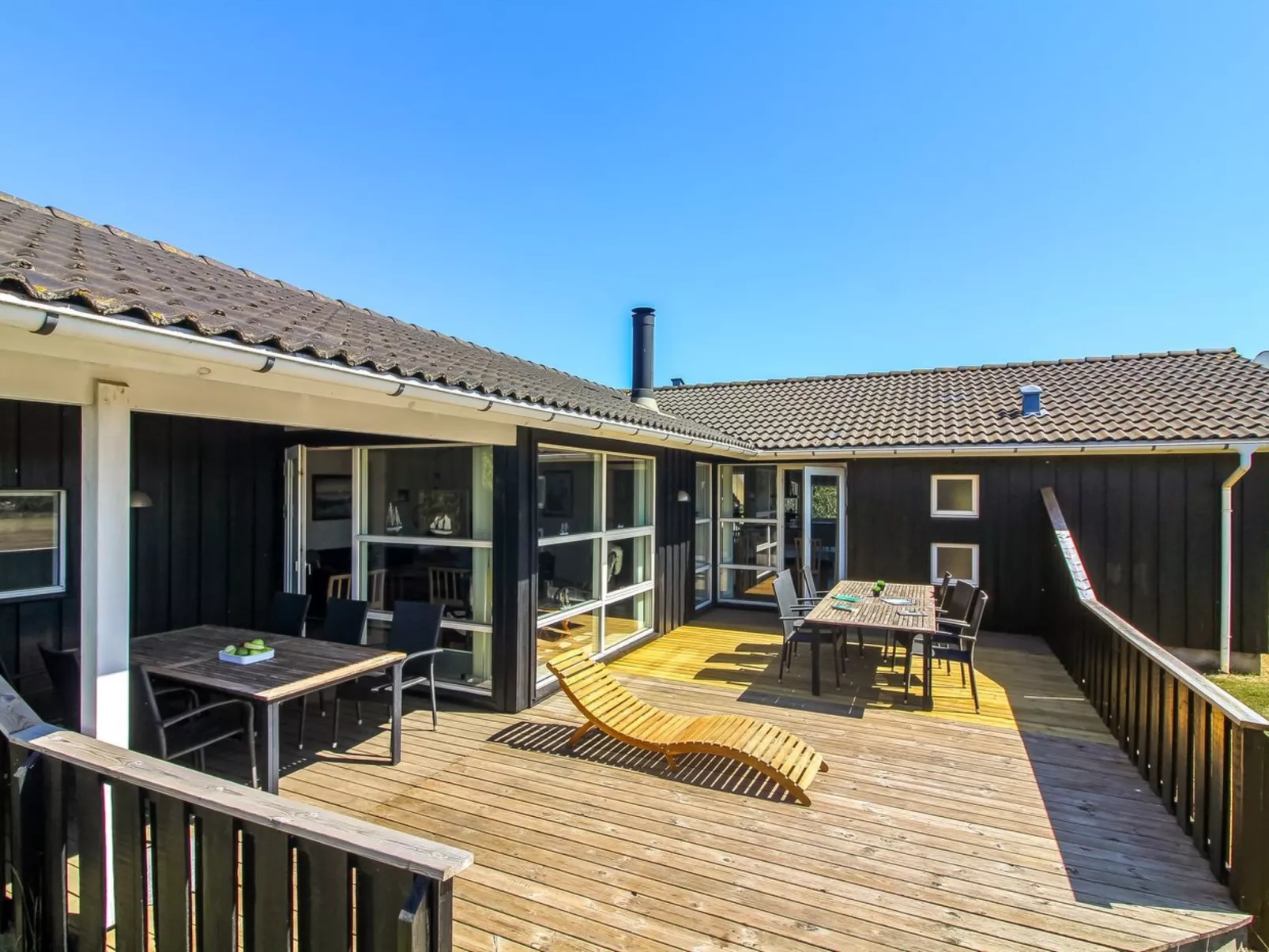 "Juris" - 950m from the sea-Buiten