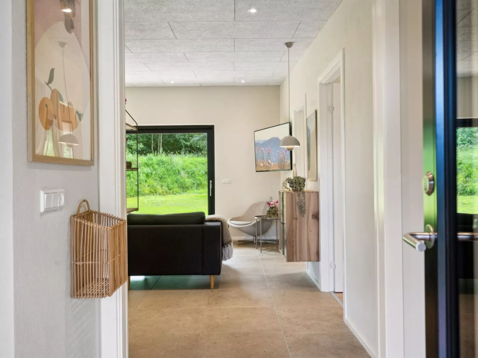 "Karlene" - 300m from the sea-Binnen