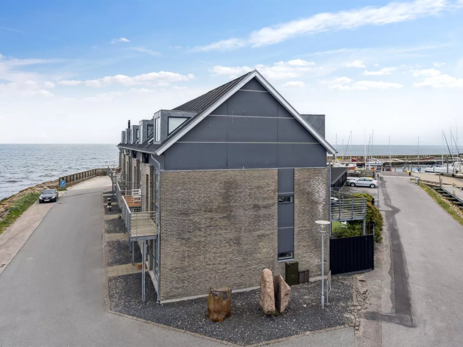 "Skade" - 10m from the sea-Buiten