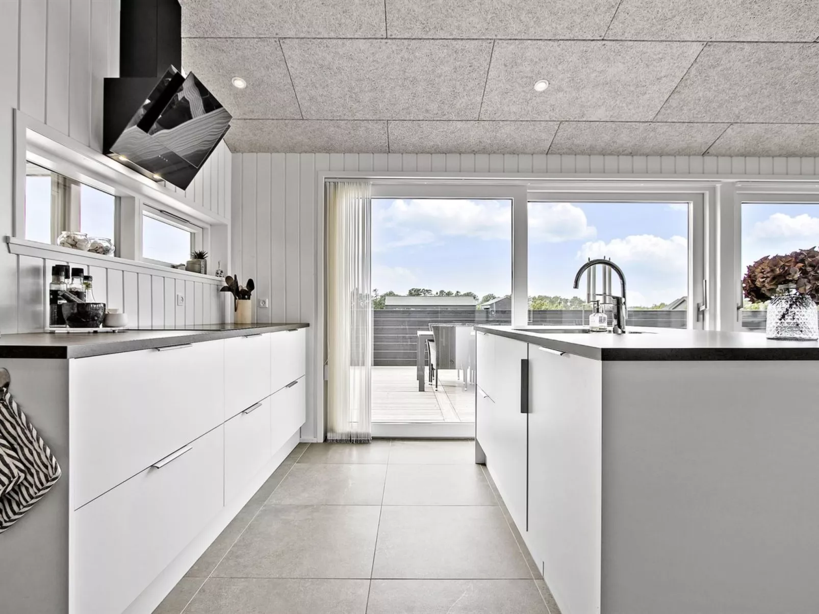 "Frithbjorn" - 900m from the sea-Binnen