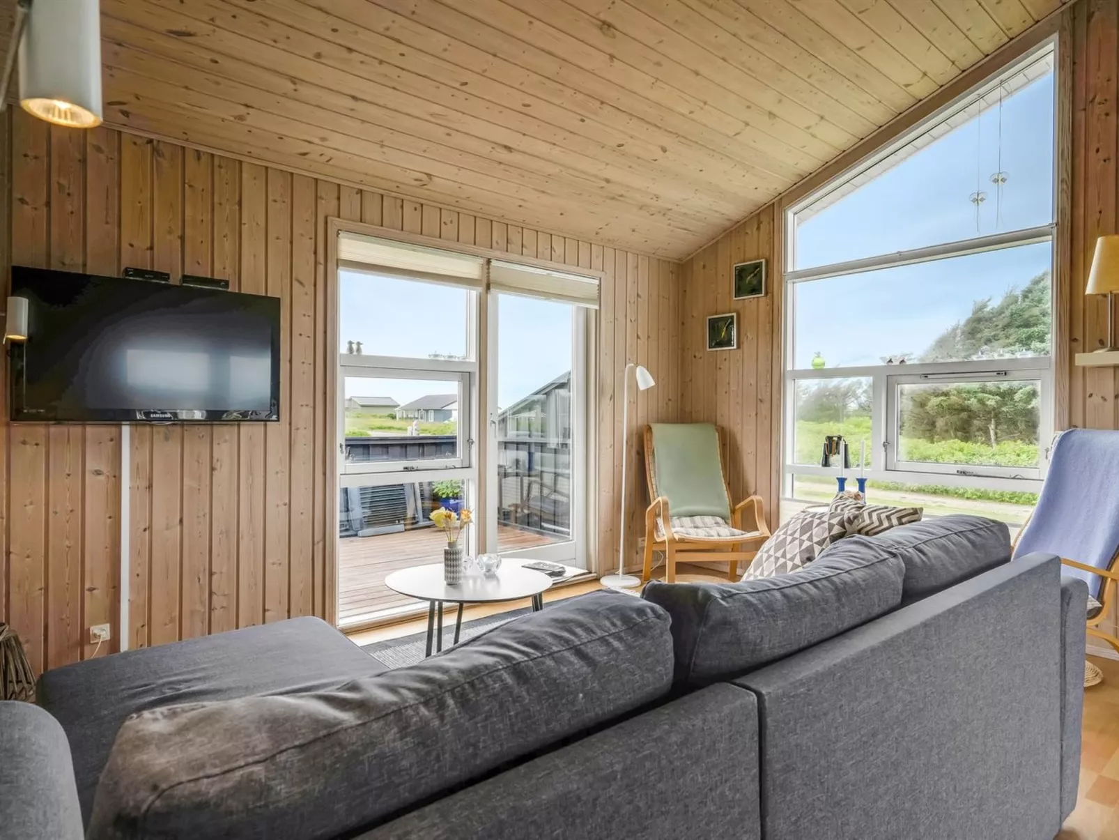 "Niesina" - 200m from the sea-Binnen