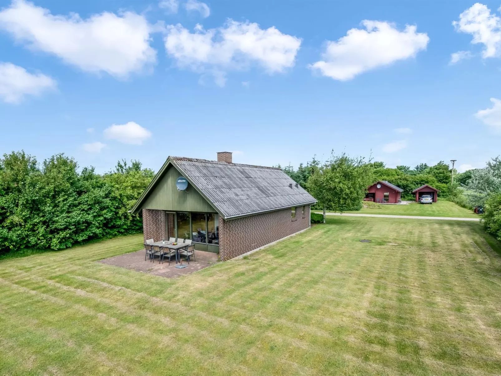 "Arlin" - 380m to the fjord-Buiten