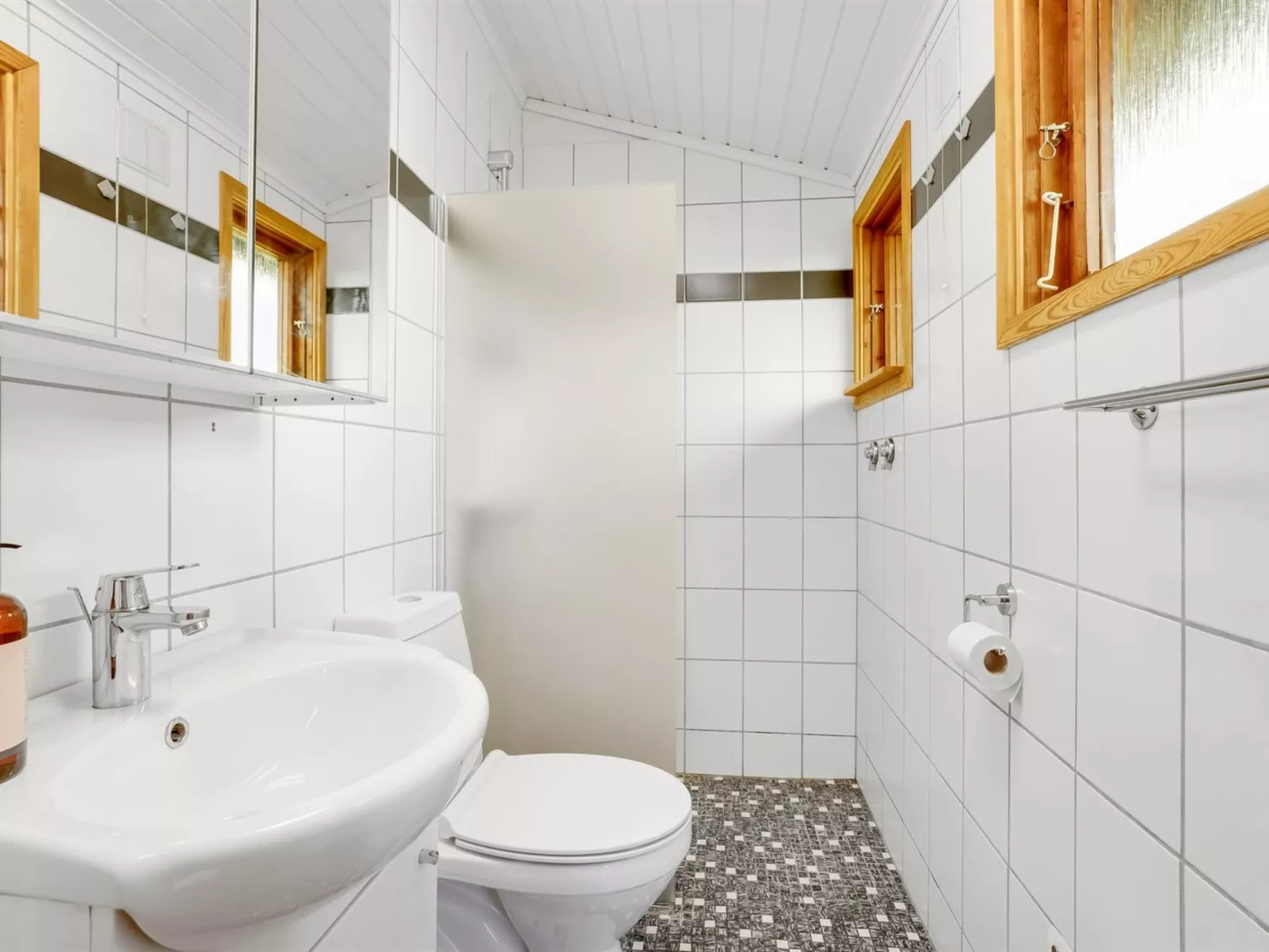 "Fulk" - 150m from the sea-Binnen