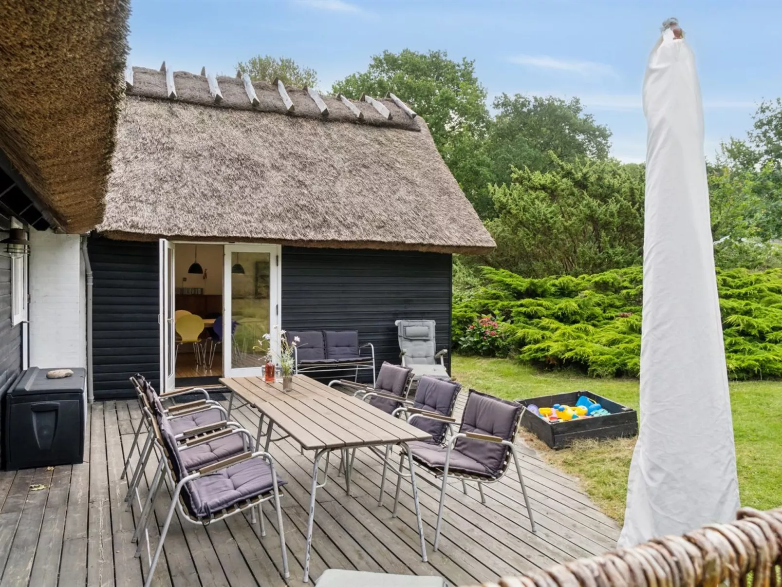 "Emeli" - 100m from the sea-Buiten