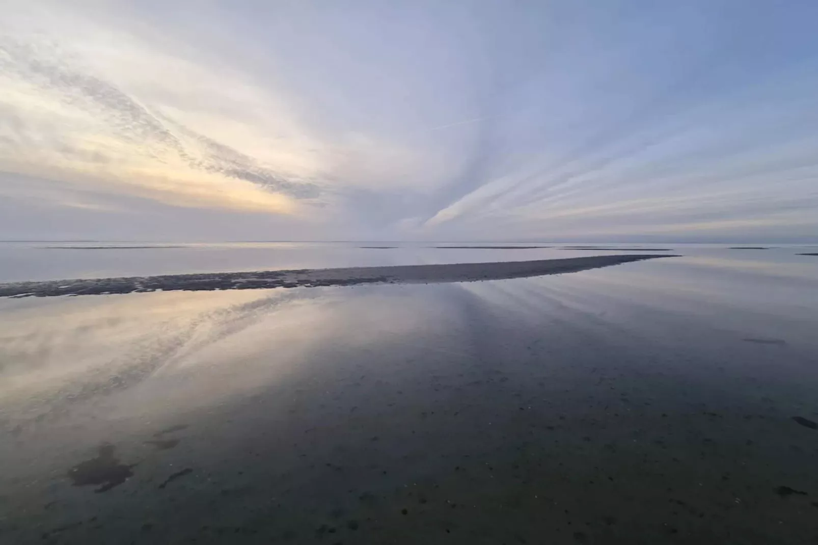 Luxe retraite met zwembad -- By Traum Ferienwohnungen-Waterzicht