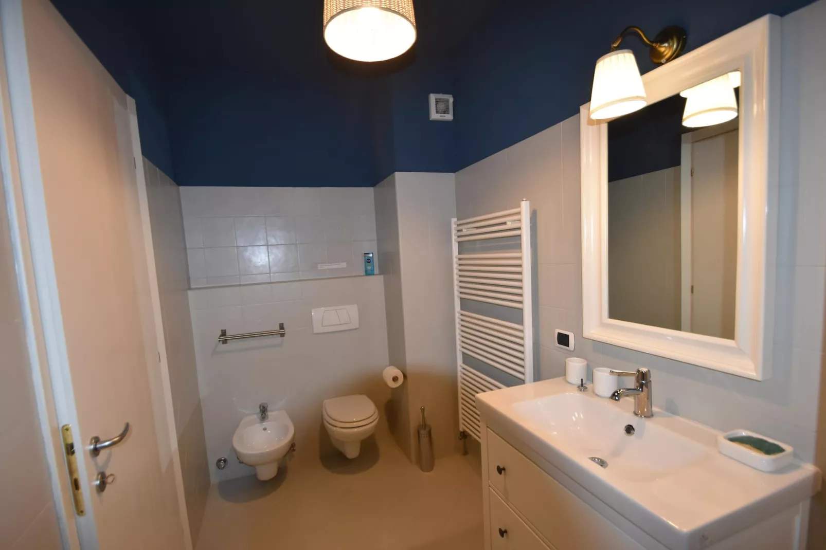 Casa Marina a Ghiffa-Badkamer