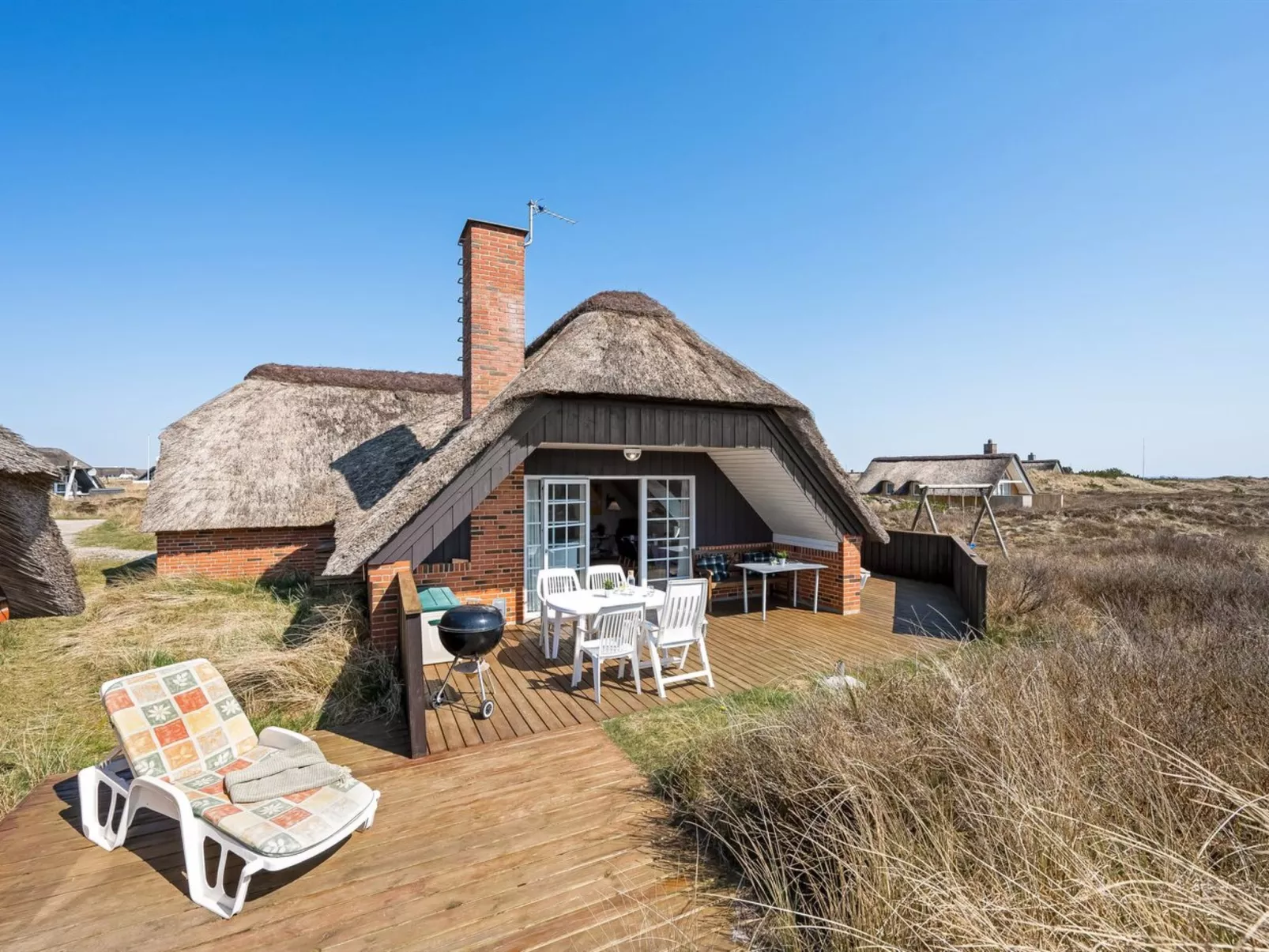 "Slava" - 250m from the sea-Buiten