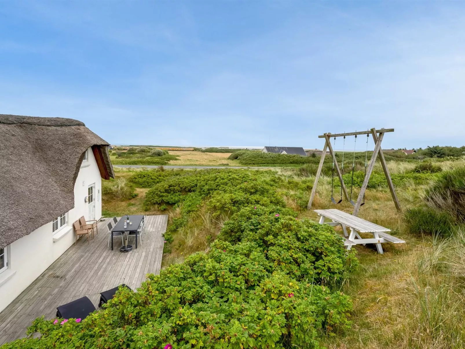 "Erle" - 200m to the fjord-Buiten