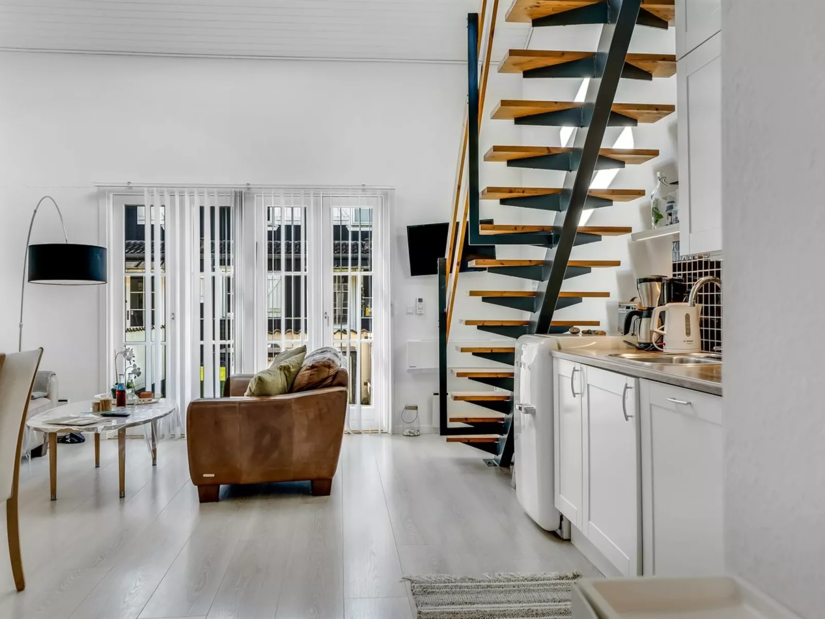 "Eleen" - 100m to the fjord-Binnen