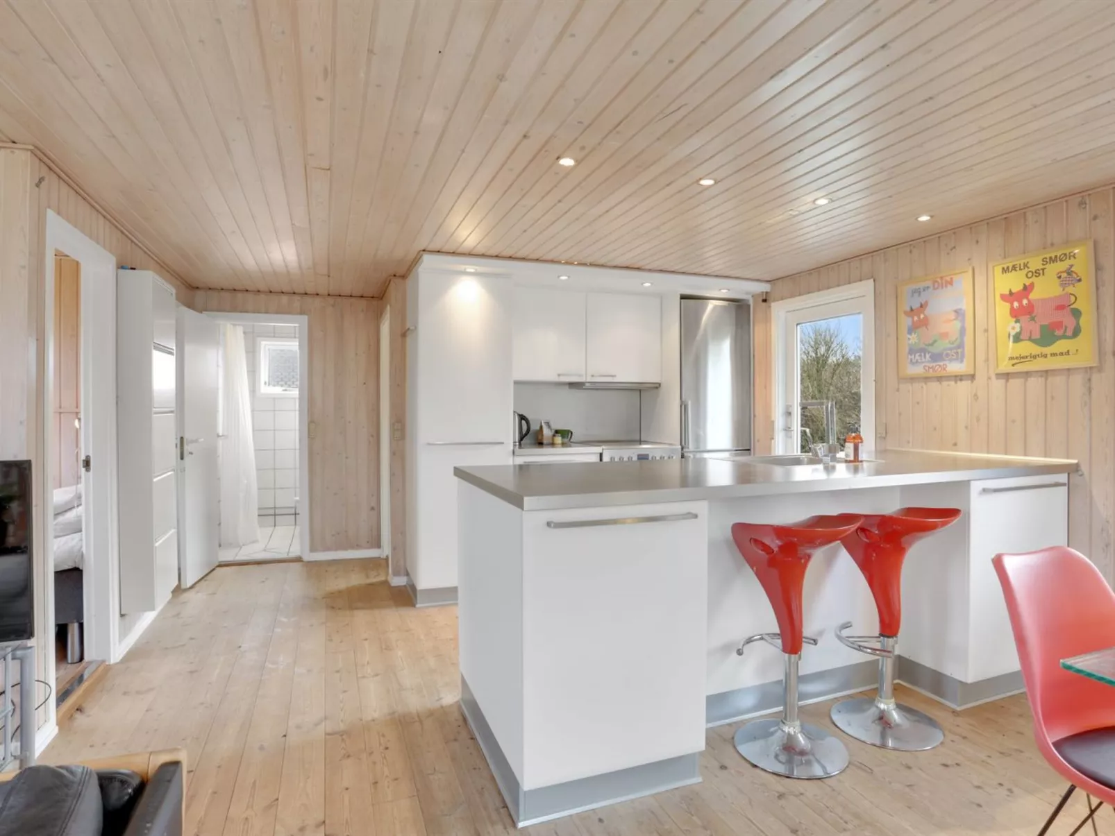 "Sande" - 450m from the sea-Binnen