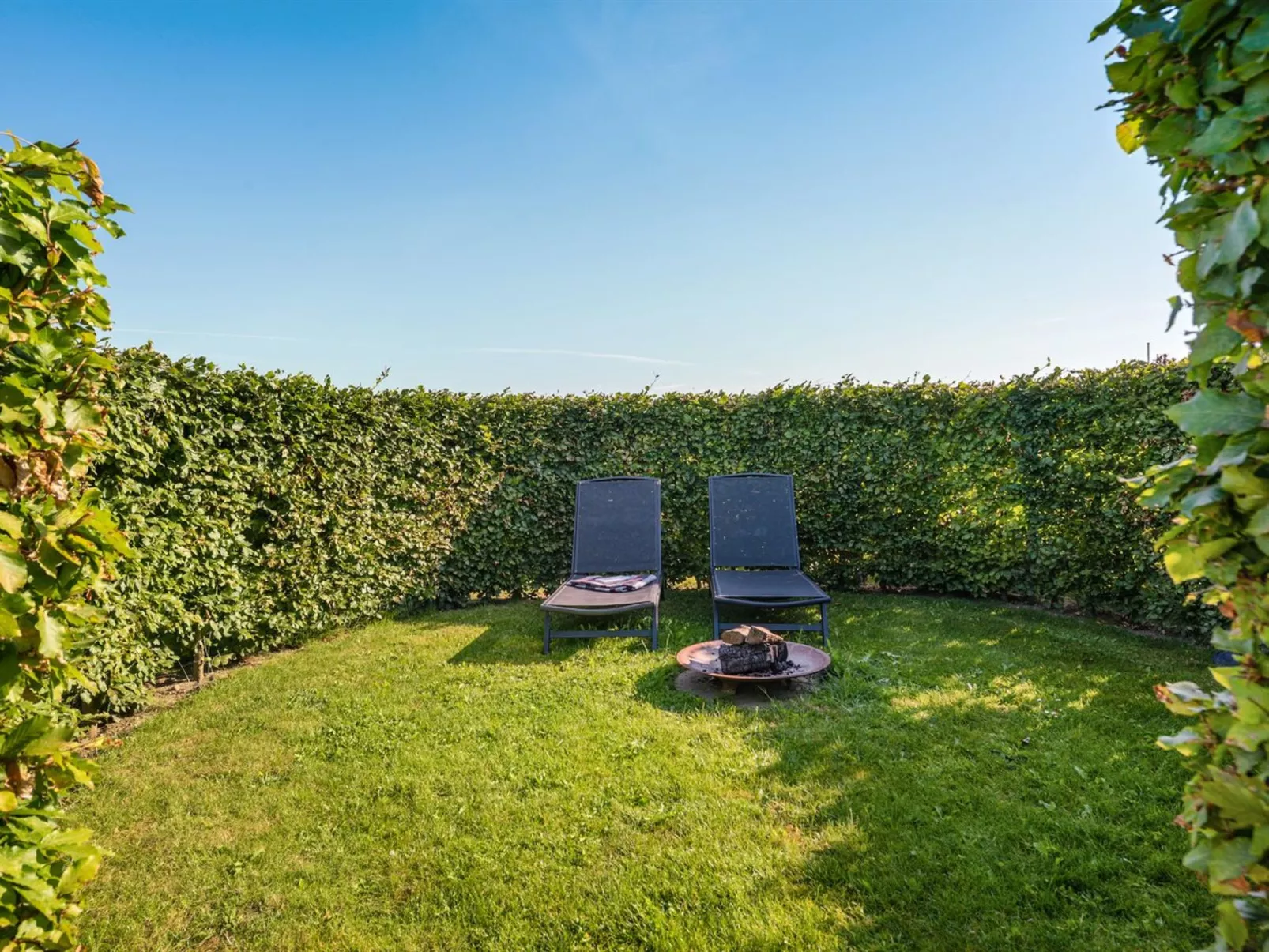 "Myrte" - 500m from the sea-Buiten