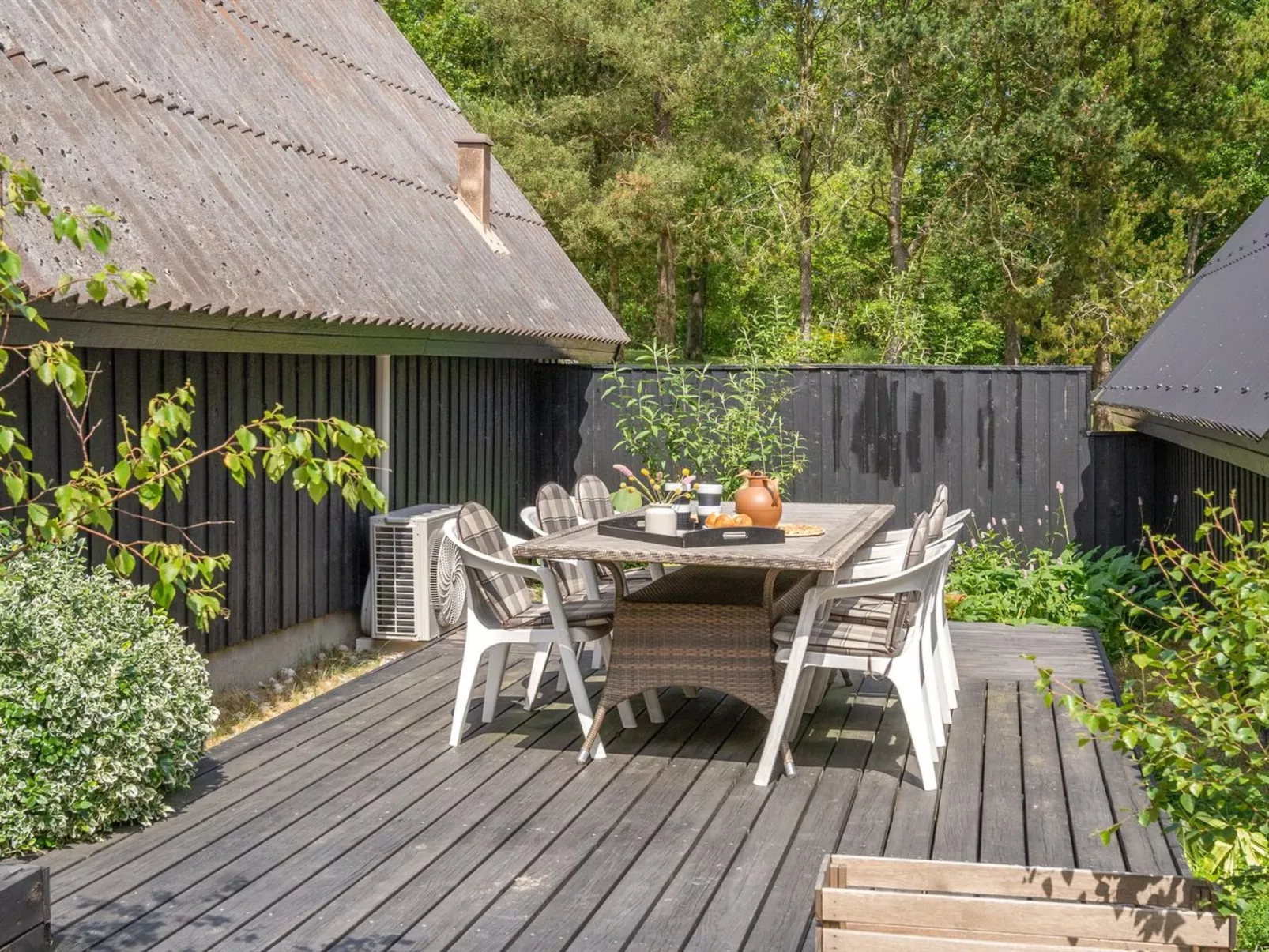 "Jütte" - 2km to the fjord-Buiten