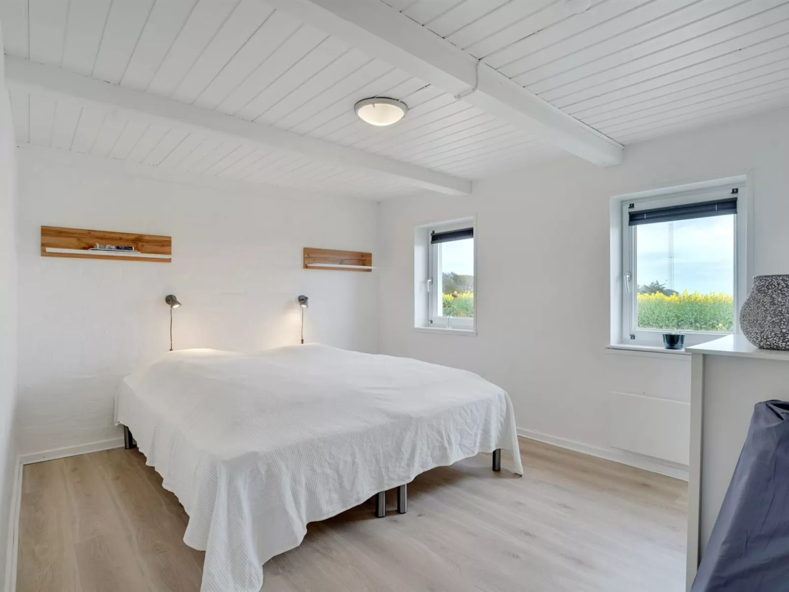 "Ailke" - 2km to the fjord-Binnen