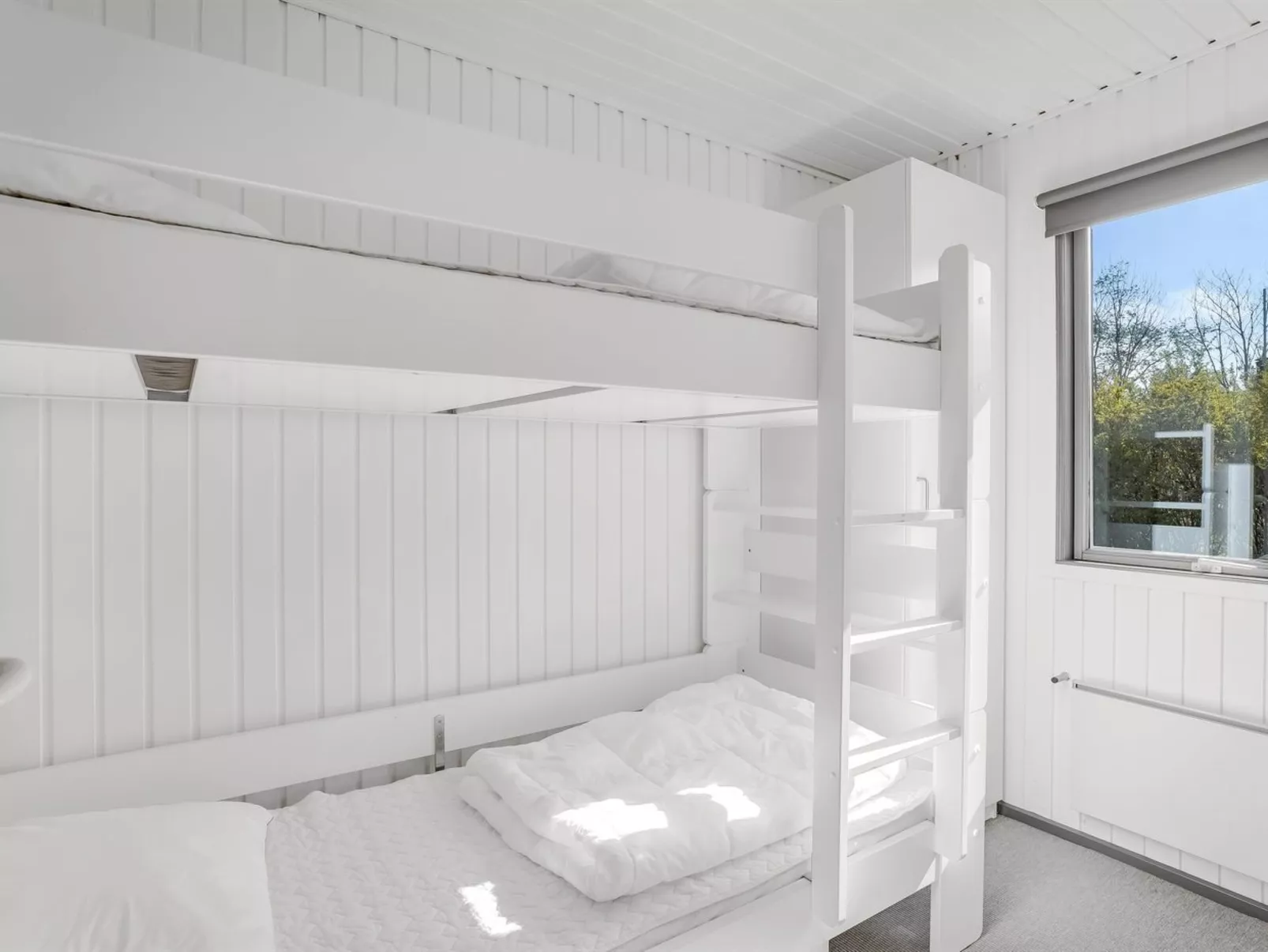 "Lars" - 250m from the sea-Binnen