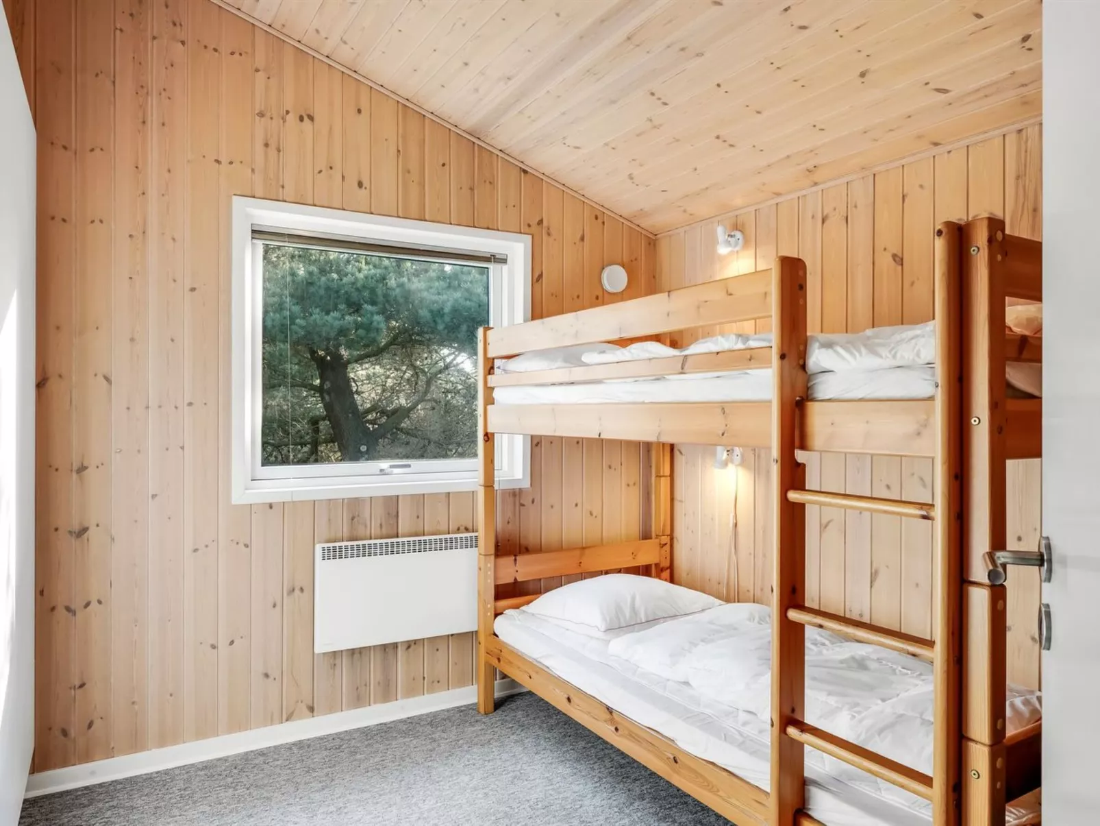 "Jula" - 800m from the sea-Binnen