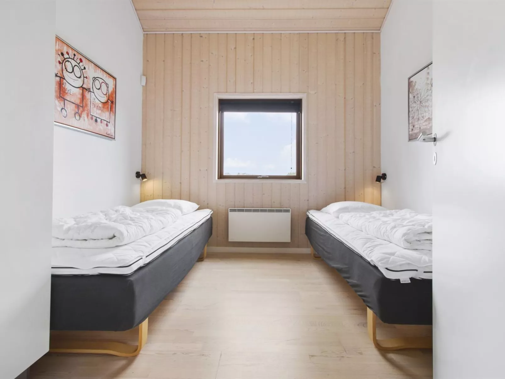 "Ilmatar" - 650m from the sea-Binnen