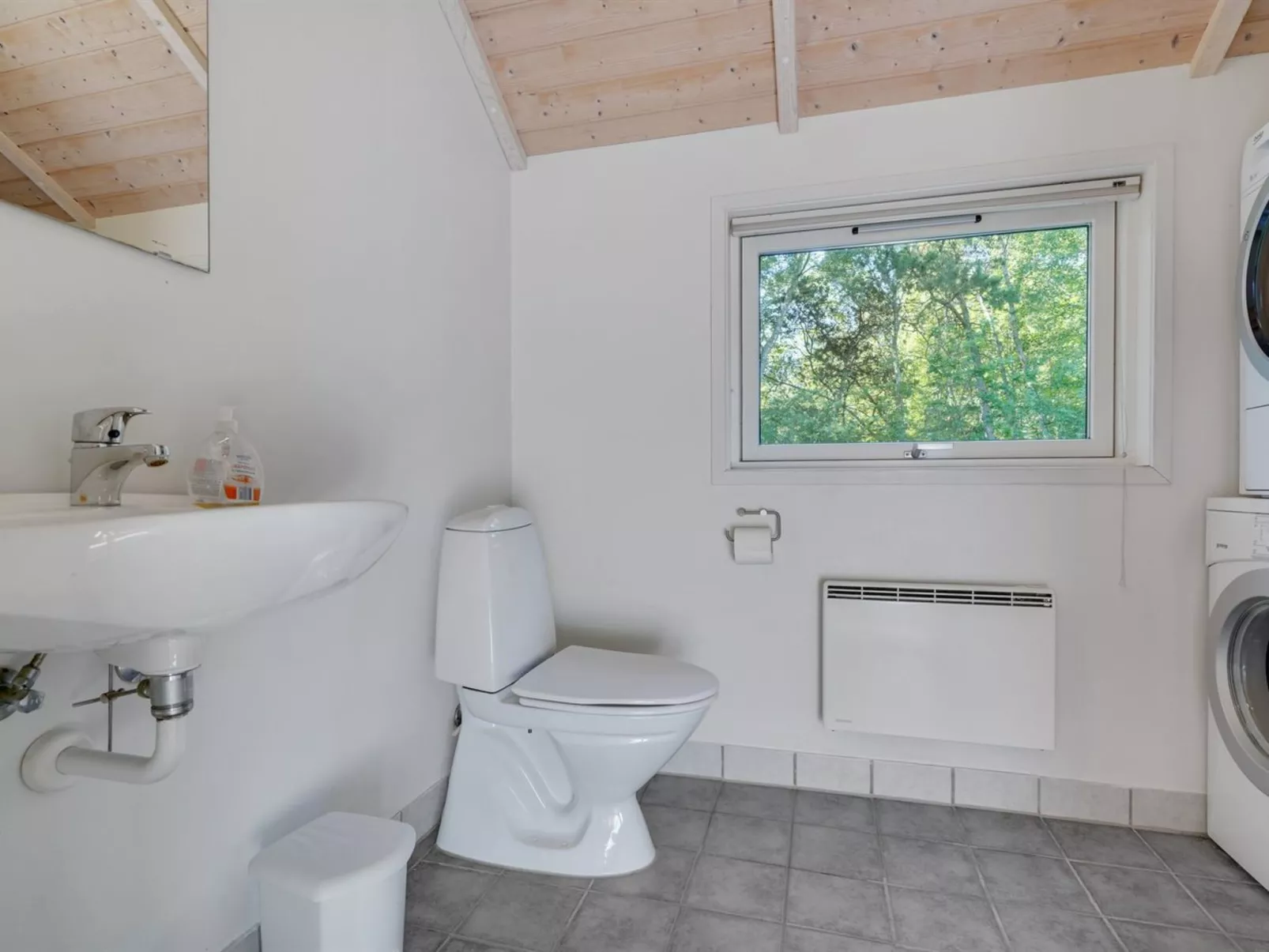 "Elita" - 1.7km from the sea-Binnen