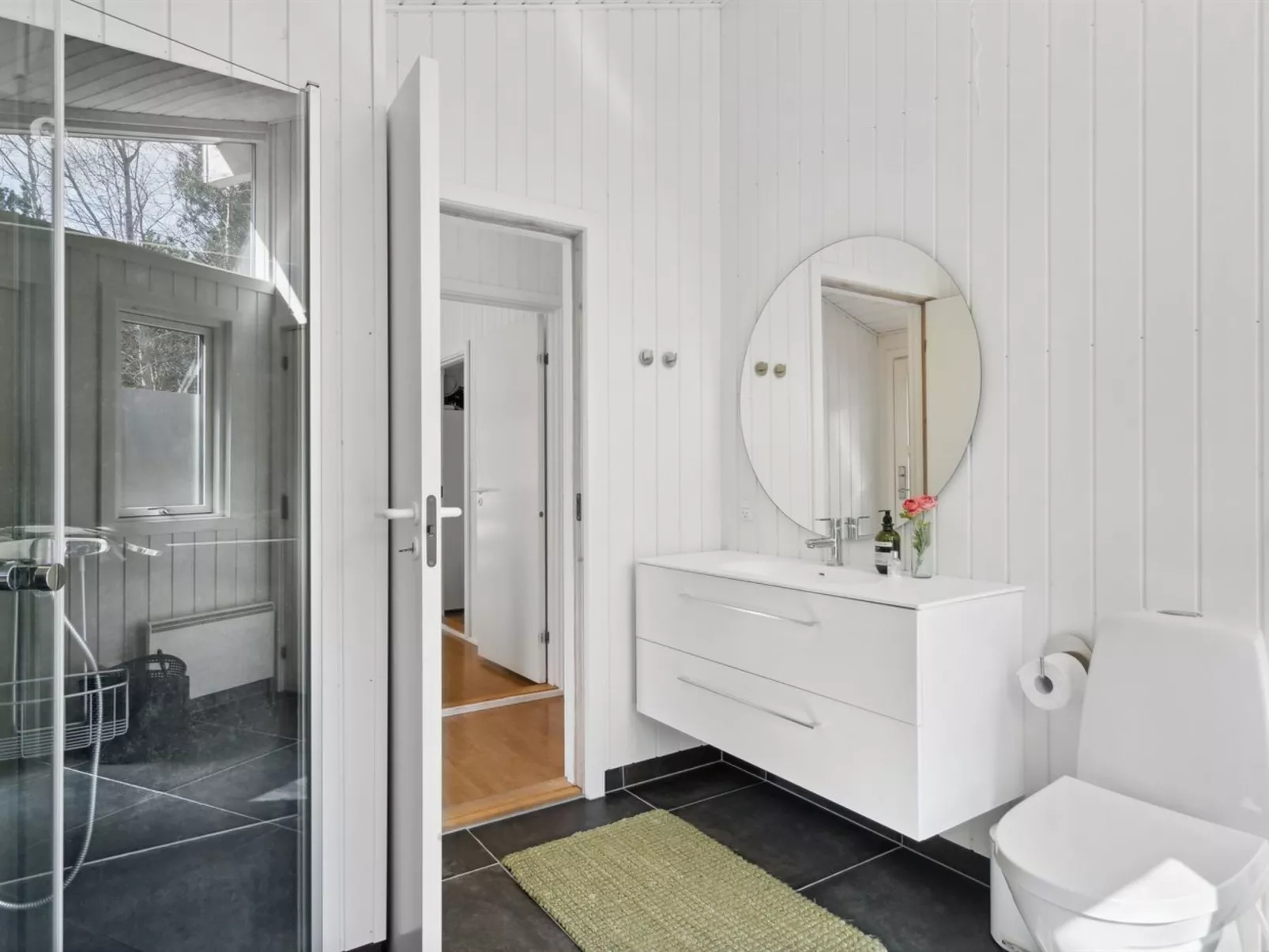 "Nicklas" - 2km from the sea-Binnen