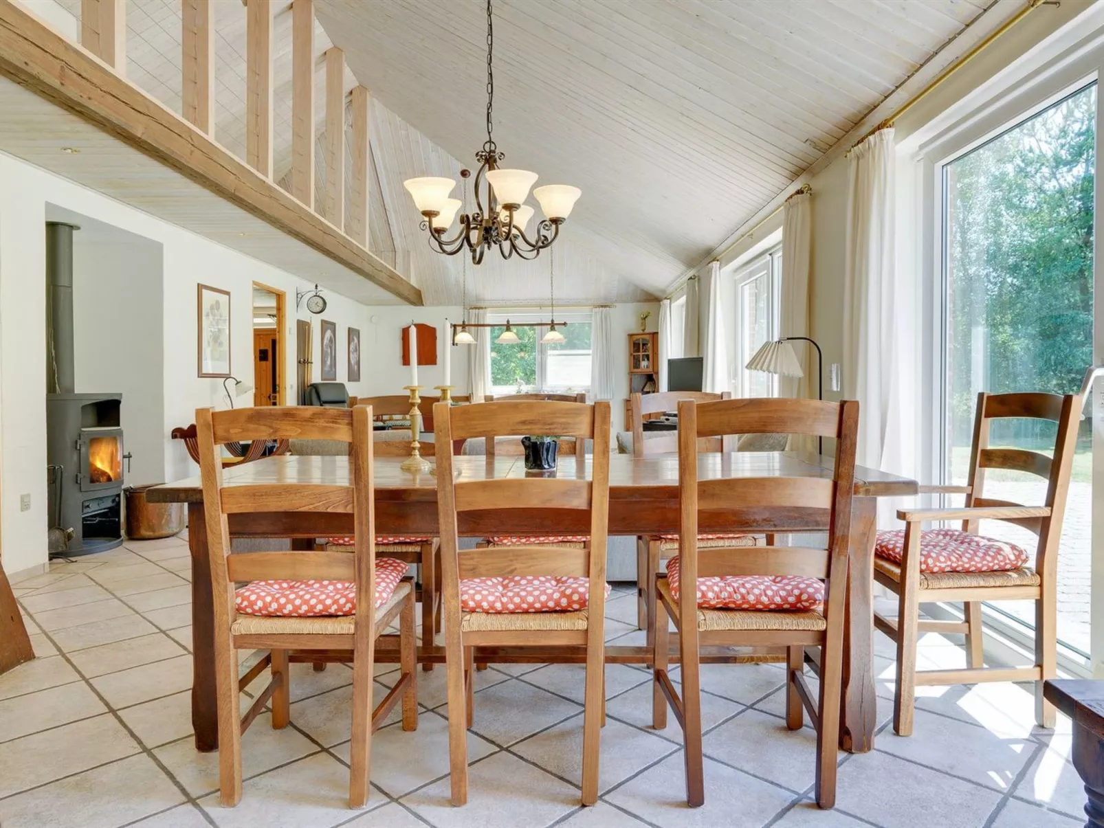 "Arletty" - 1km from the sea-Binnen