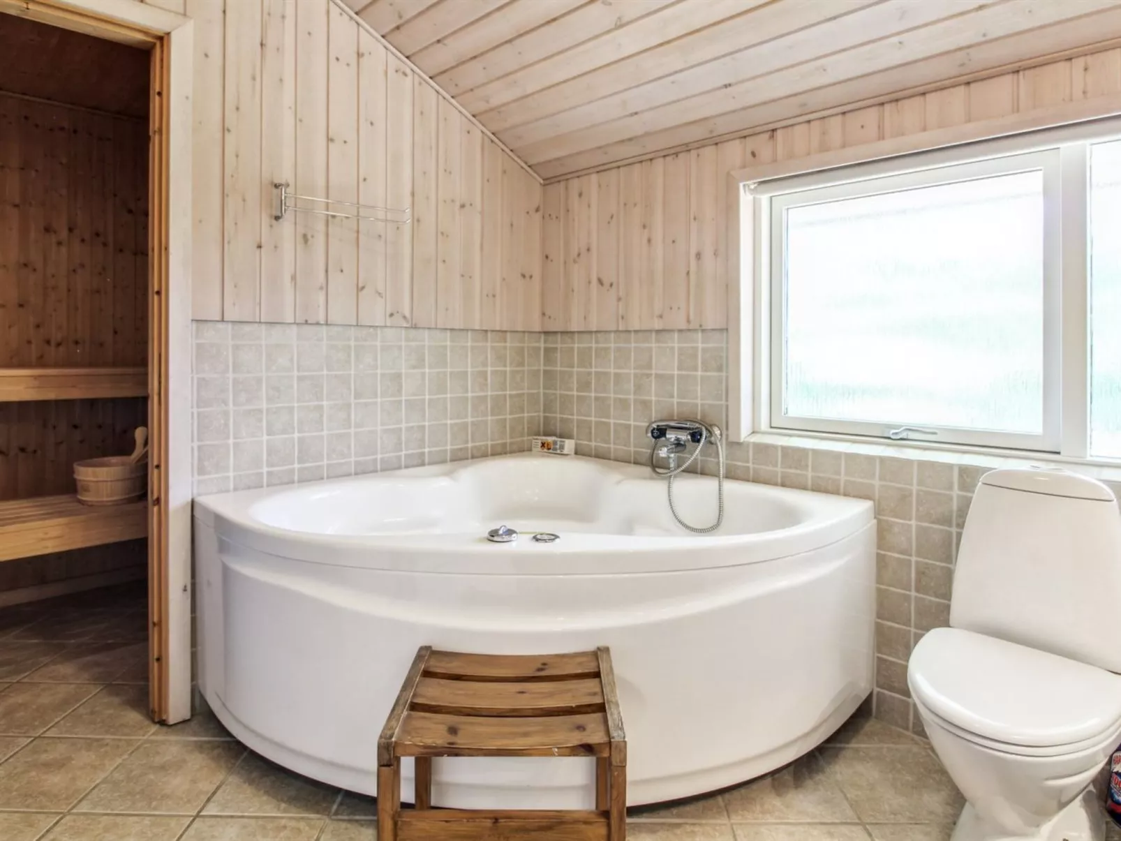 "Fides" - 600m from the sea-Binnen