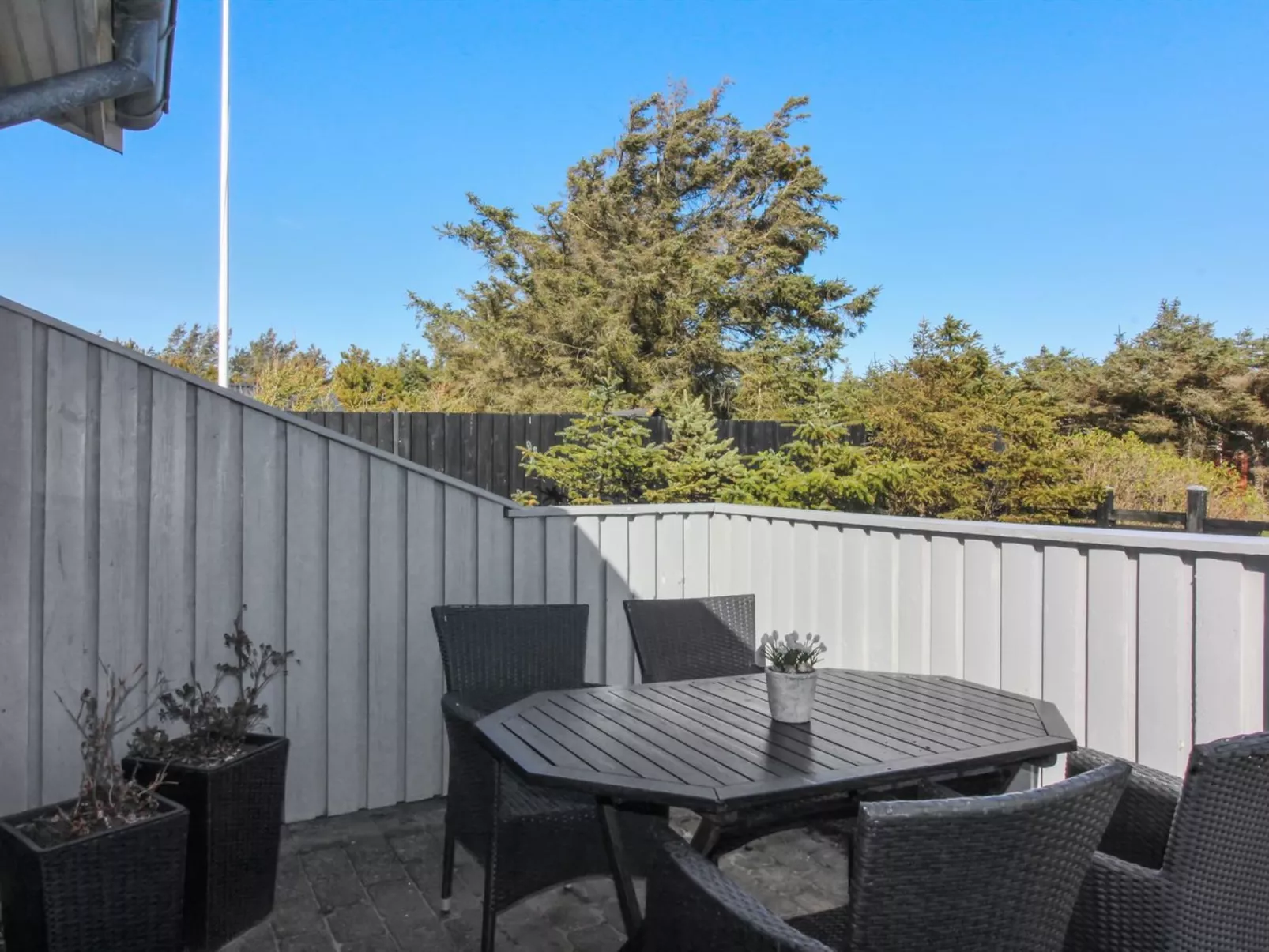 "Henryette" - 200m from the sea-Buiten