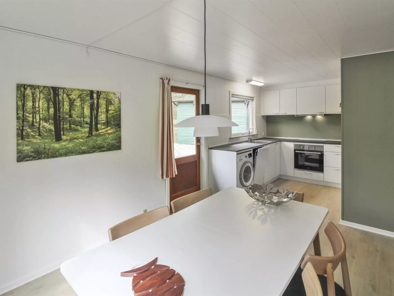 "Michel" - 300m from the sea-Binnen