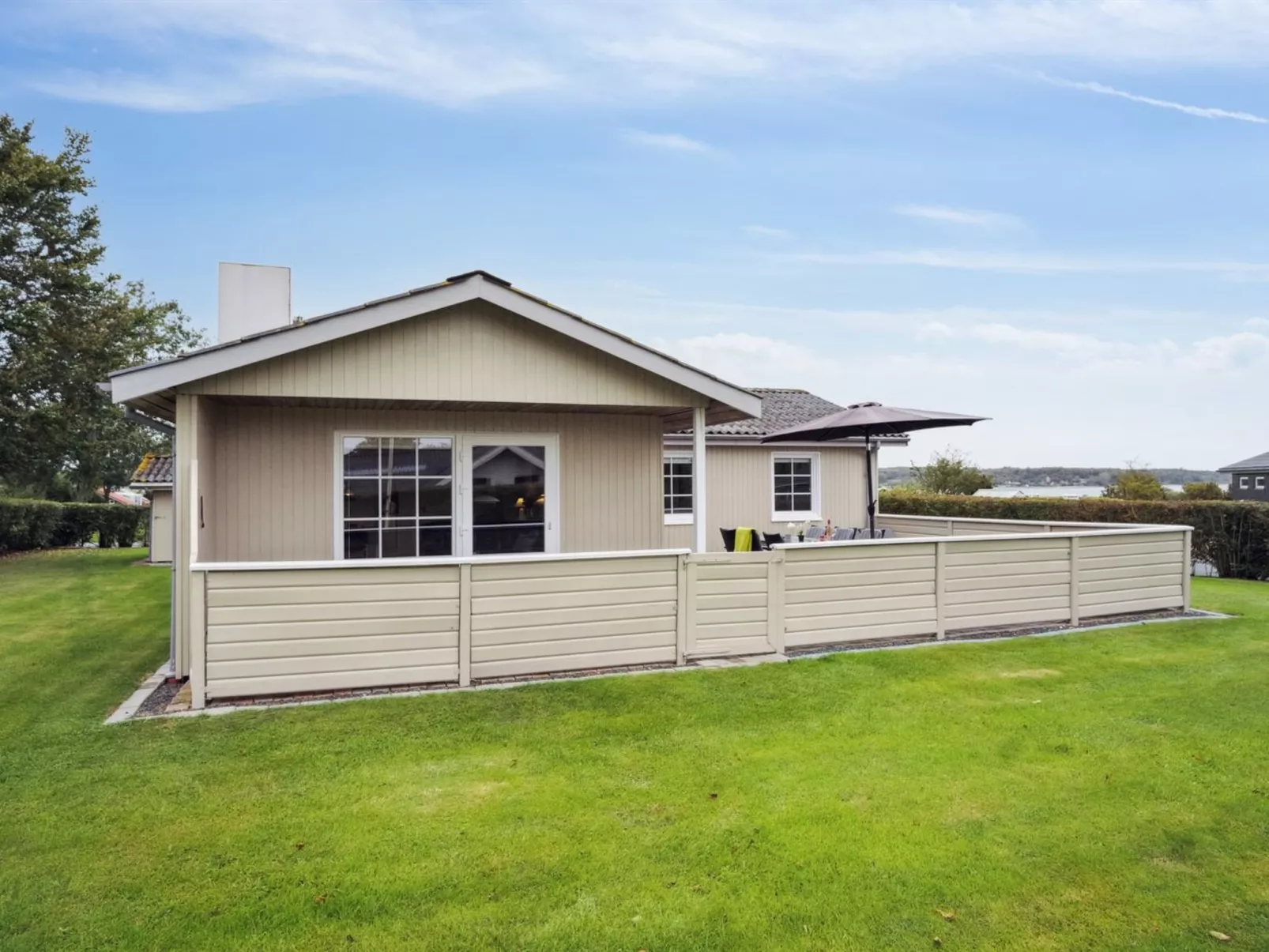 "Haralda" - 300m from the sea-Buiten