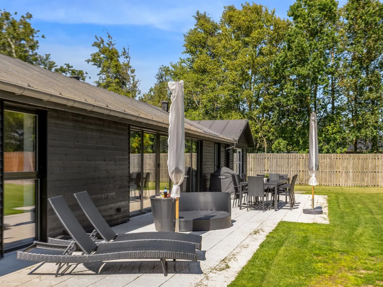 "Fay" - 25m from the sea-Buiten