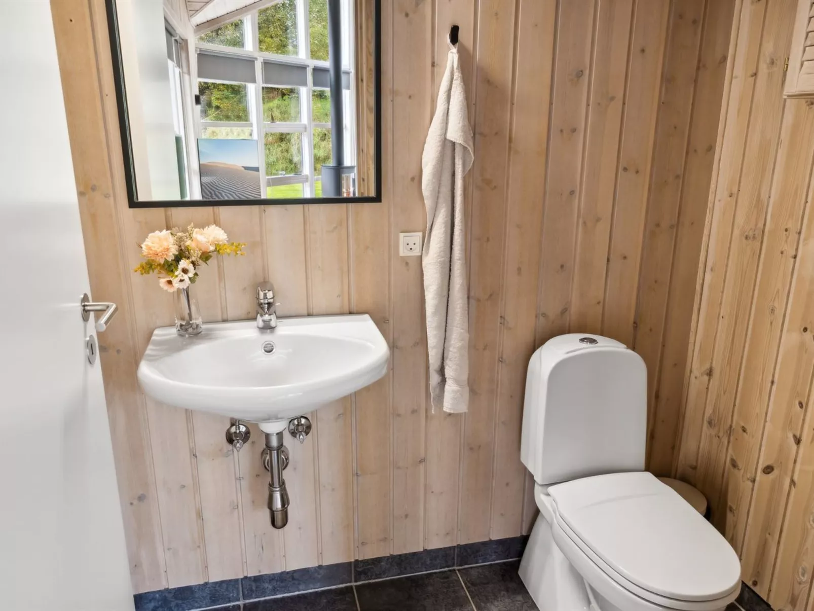 "Benno" - 2.1km from the sea-Binnen