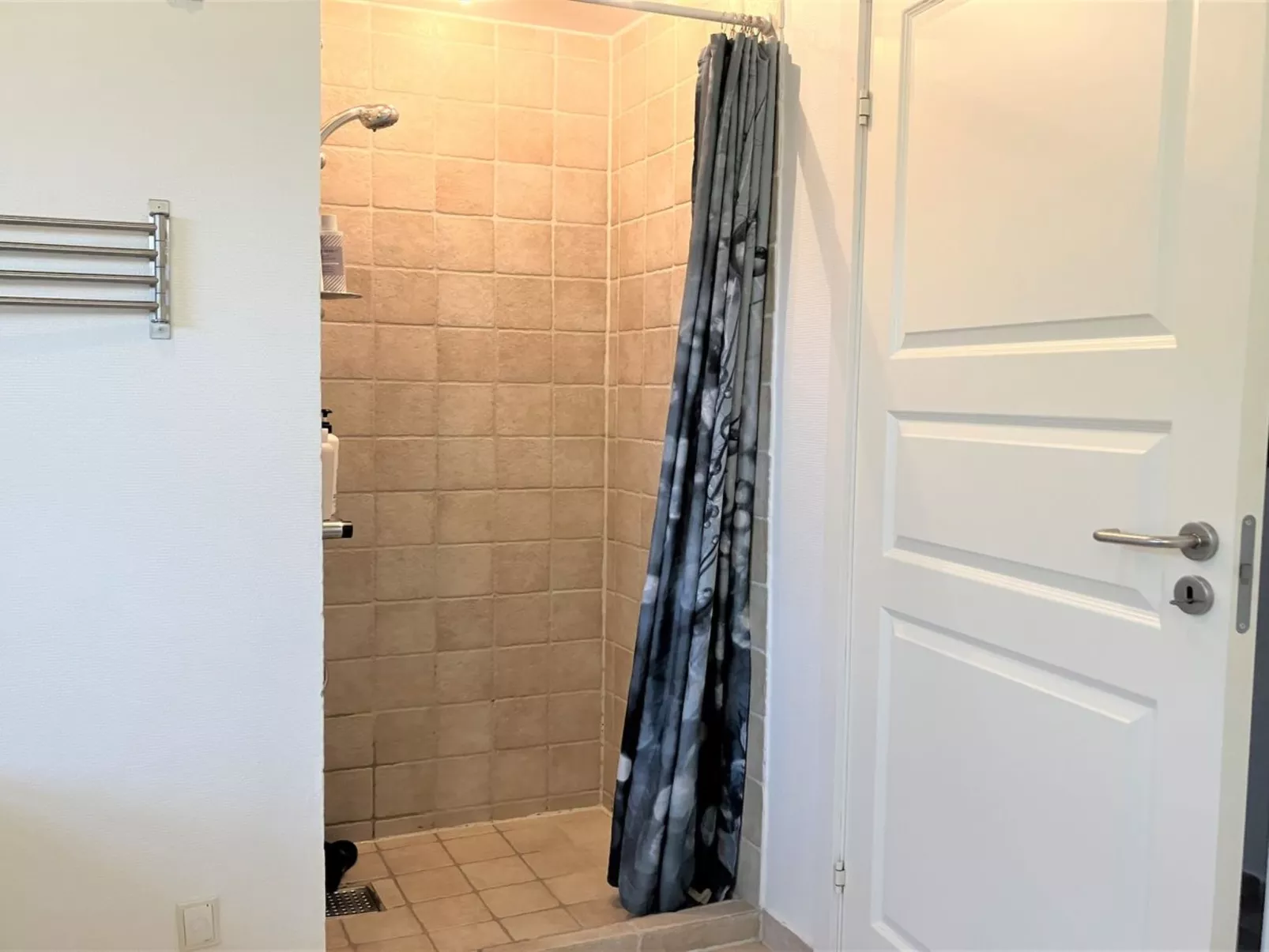 "Thorwith" - 150m from the sea-Binnen