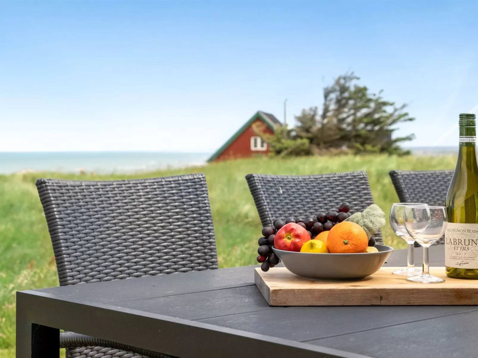 "Mirjami" - 95m from the sea-Buiten